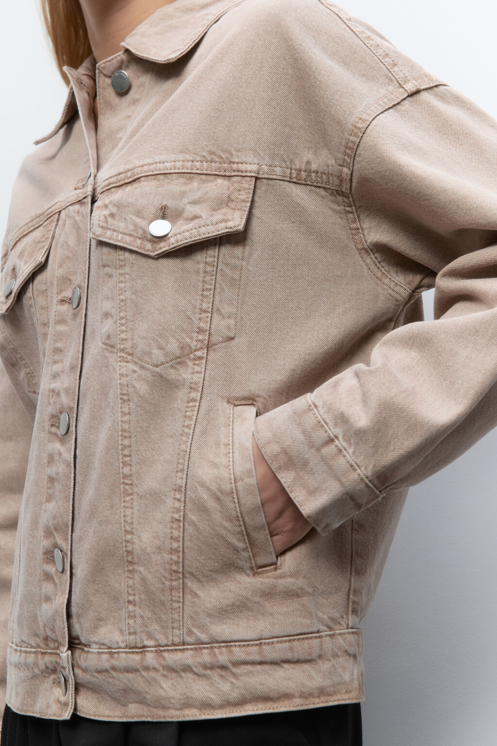 Куртка oversize джинсовая с карманами - цвет бежевый - 7