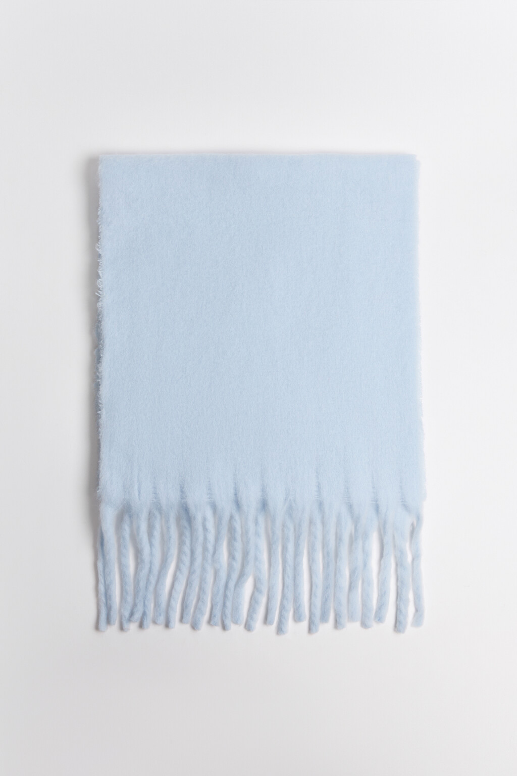 Шарф теплый с бахромой - цвет голубой - 1