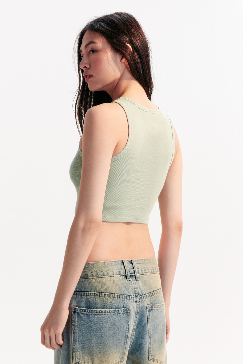 Топ-майка в рубчик на широких бретелях - цвет мятный - 3