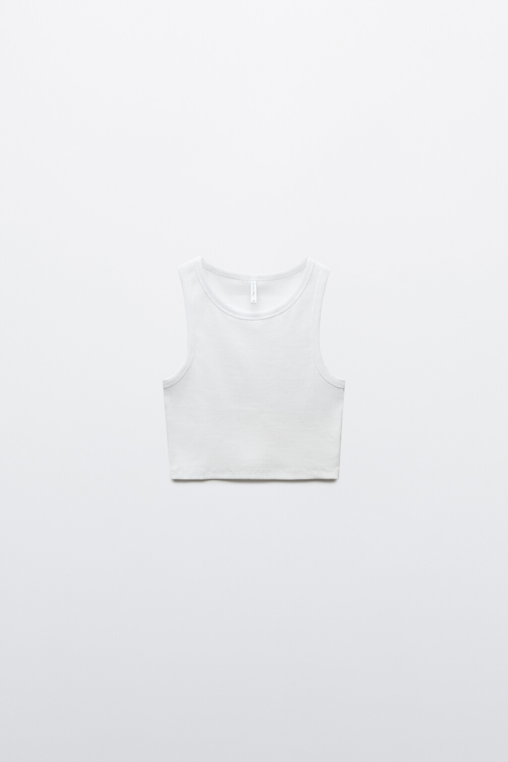 Топ-майка в рубчик укороченная на широких бретелях - цвет белый - 1