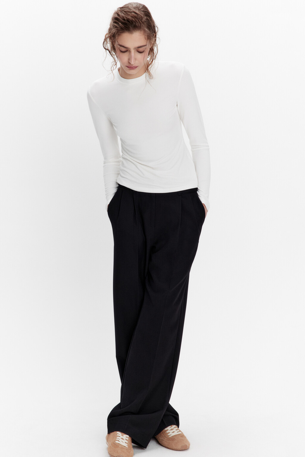 Водолазка в рубчик с коротким воротником - цвет молочный - 2