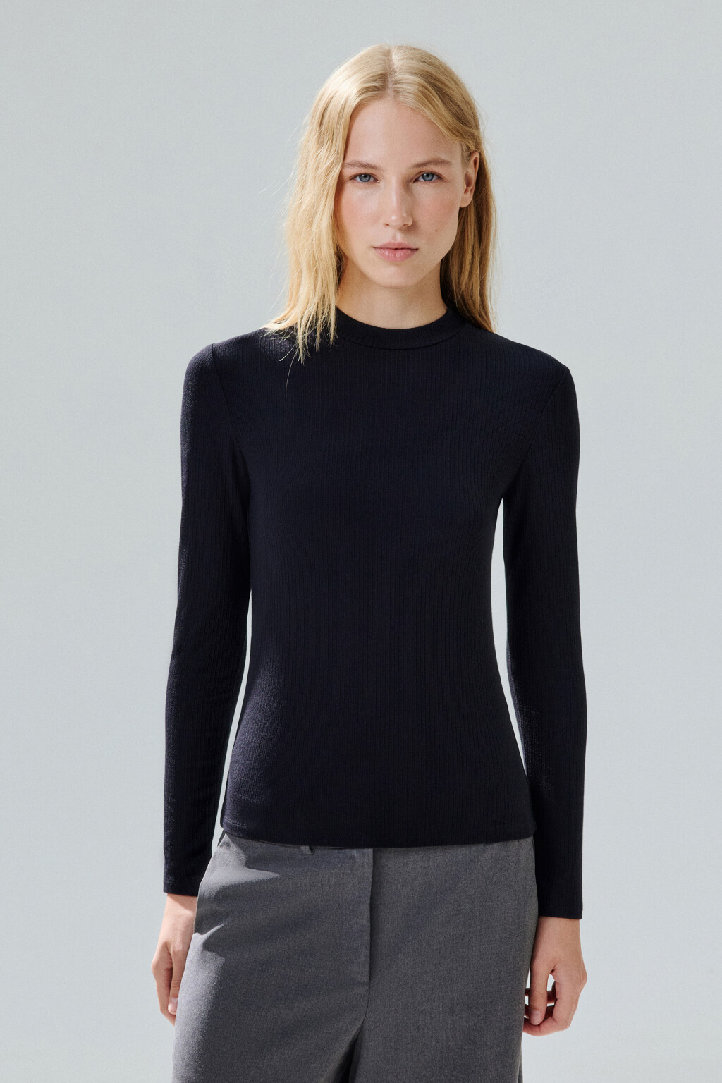 Водолазка с коротким воротником - цвет черный - 2