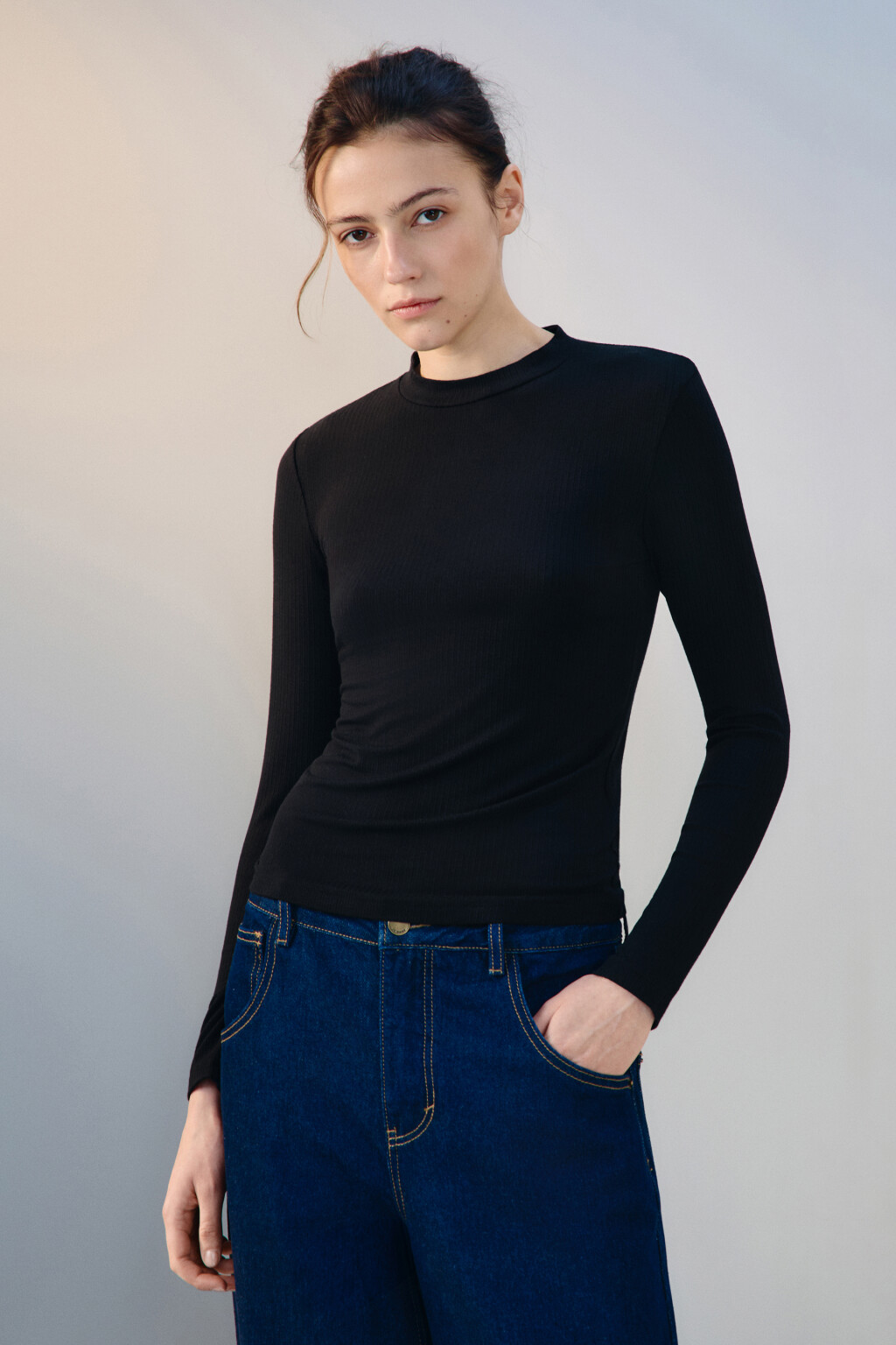 Лонгслив в рубчик с горлом - цвет черный - 2