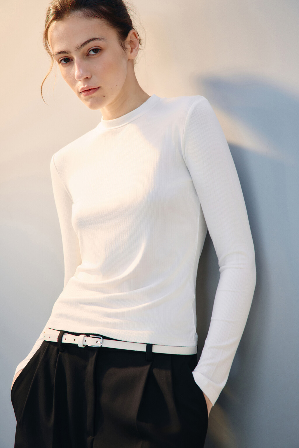 Лонгслив в рубчик с горлом - цвет молочный - 1