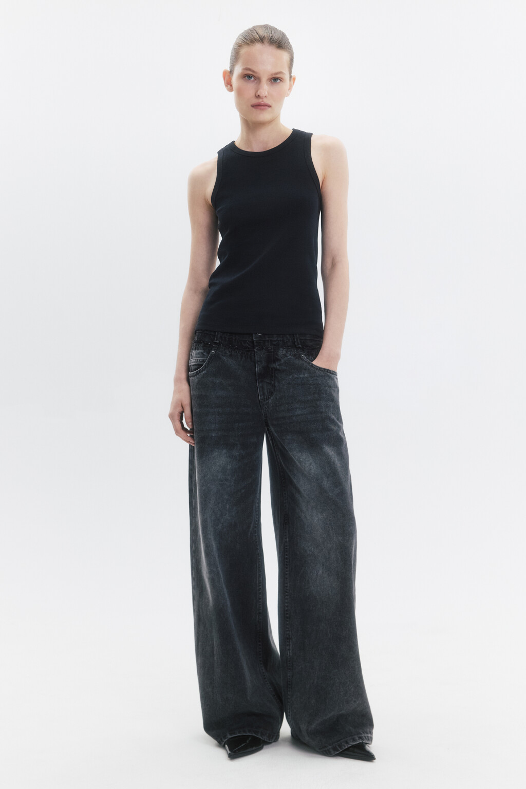 Майка RIBTOP в рубчик на широких бретелях - цвет черный - 5