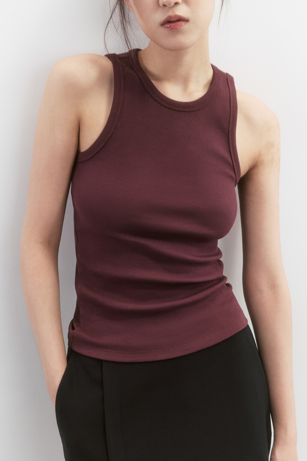 Майка RIBTOP в рубчик на широких бретелях - цвет бордовый - 1