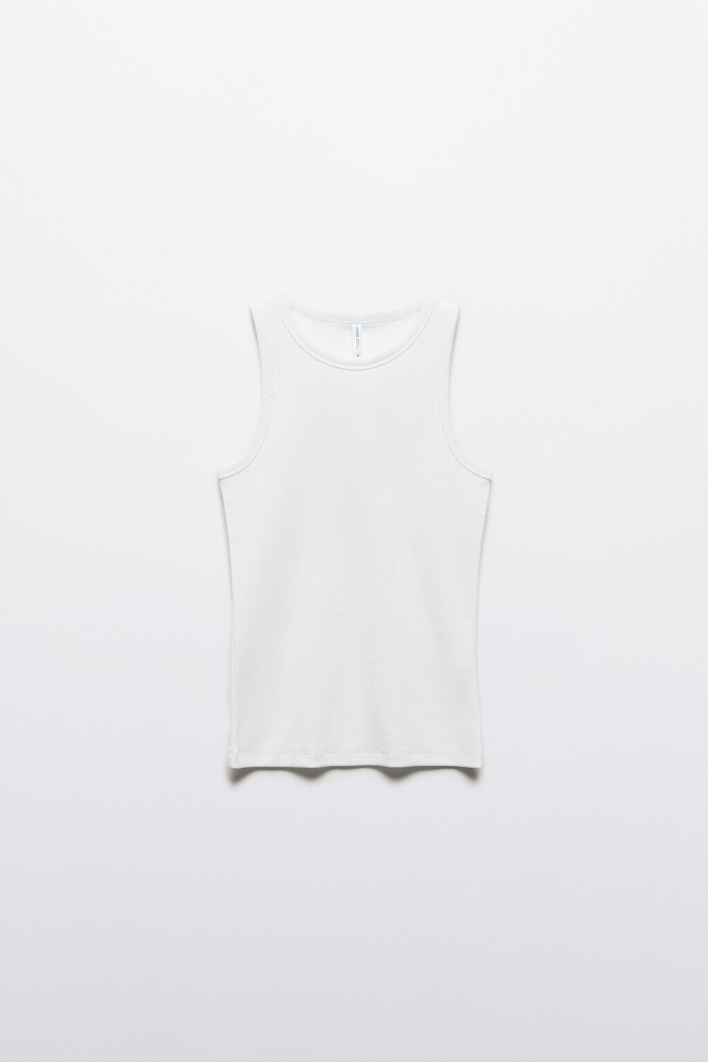 Майка RIBTOP в рубчик на широких бретелях - цвет белый - 8