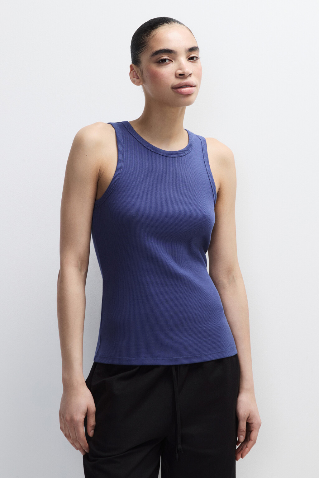 Майка RIBTOP в рубчик на широких бретелях - цвет синий - 2