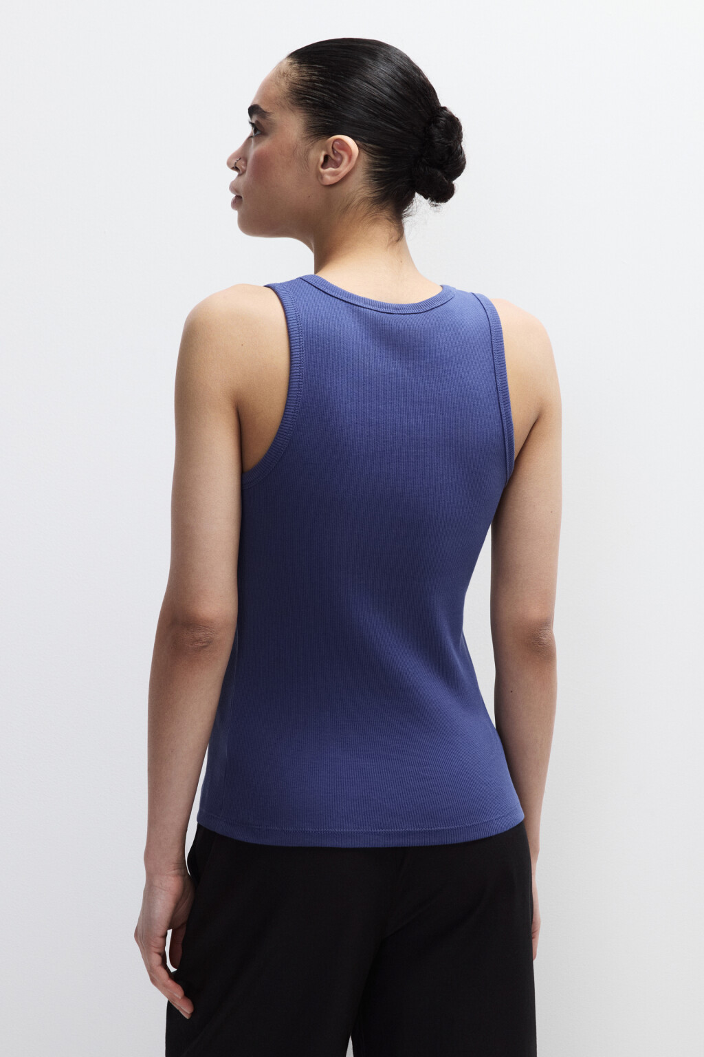 Майка RIBTOP в рубчик на широких бретелях - цвет синий - 3