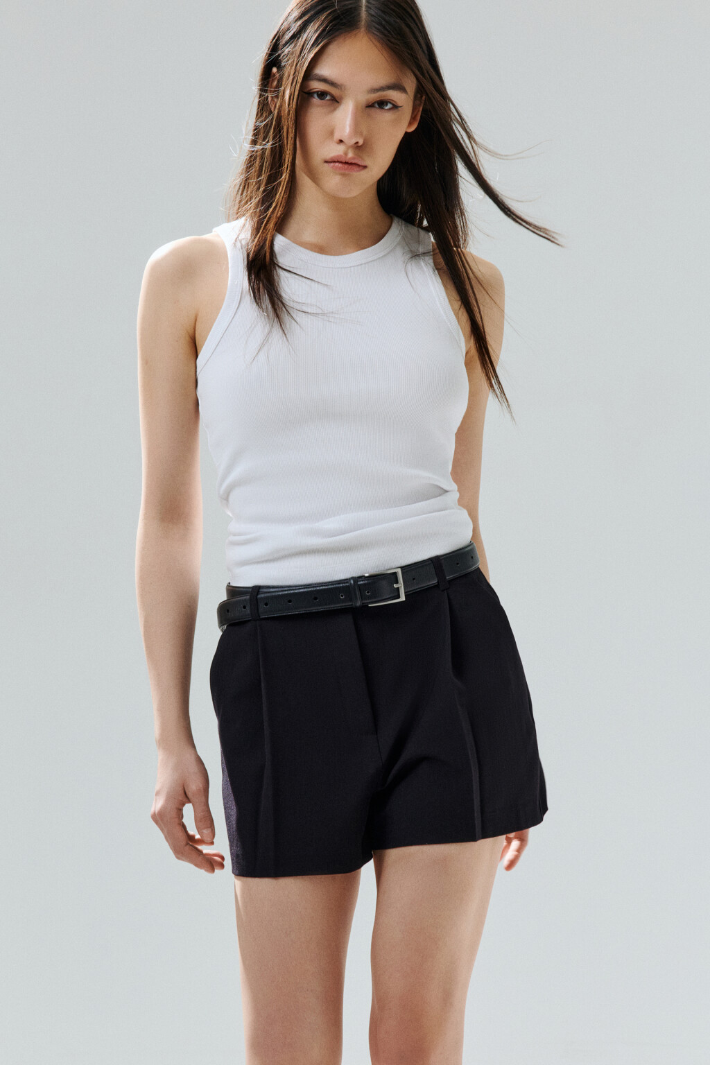 Майка RIBTOP в рубчик на широких бретелях - цвет белый - 1