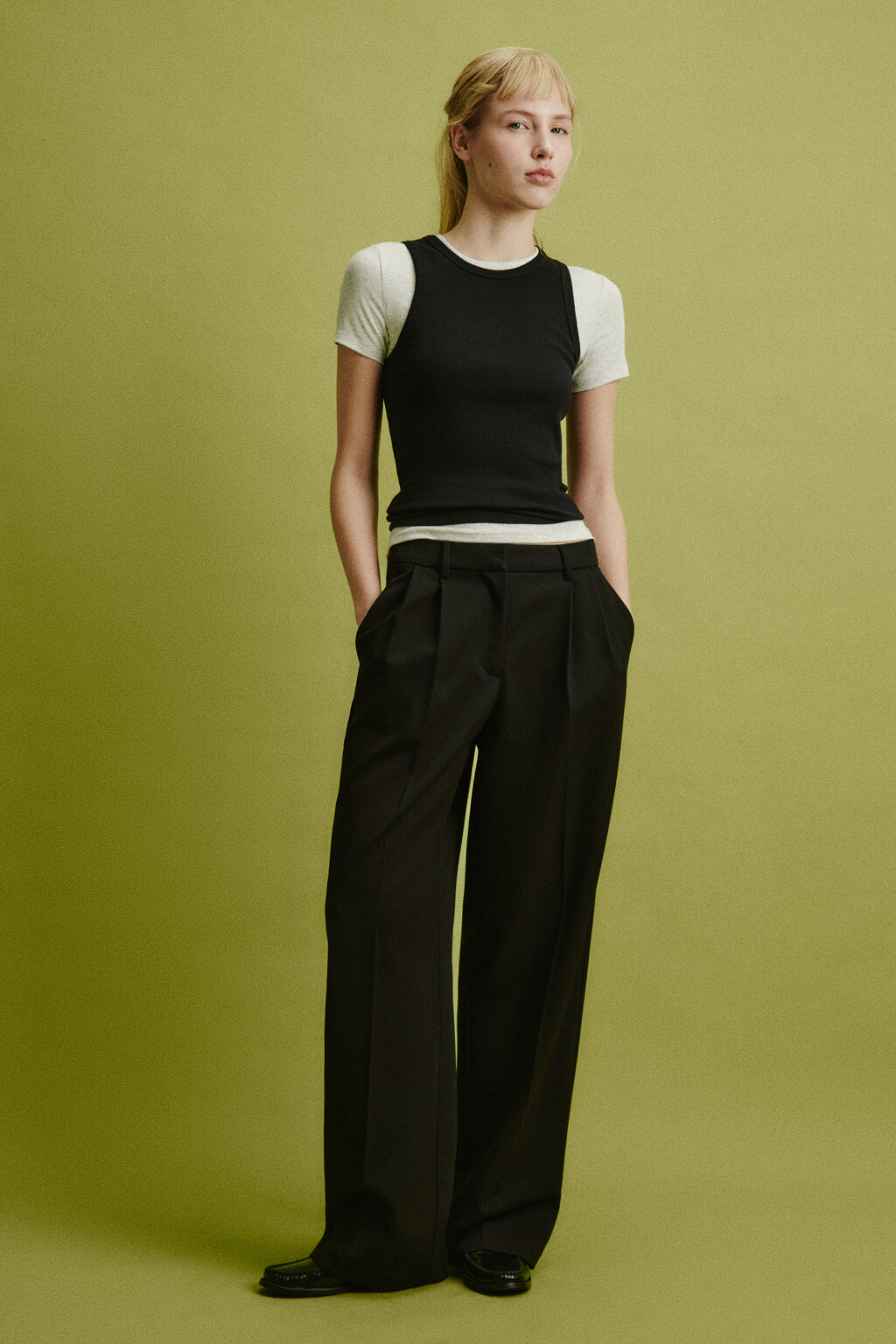 Майка базовая облегающая в рубчик - цвет черный - 6