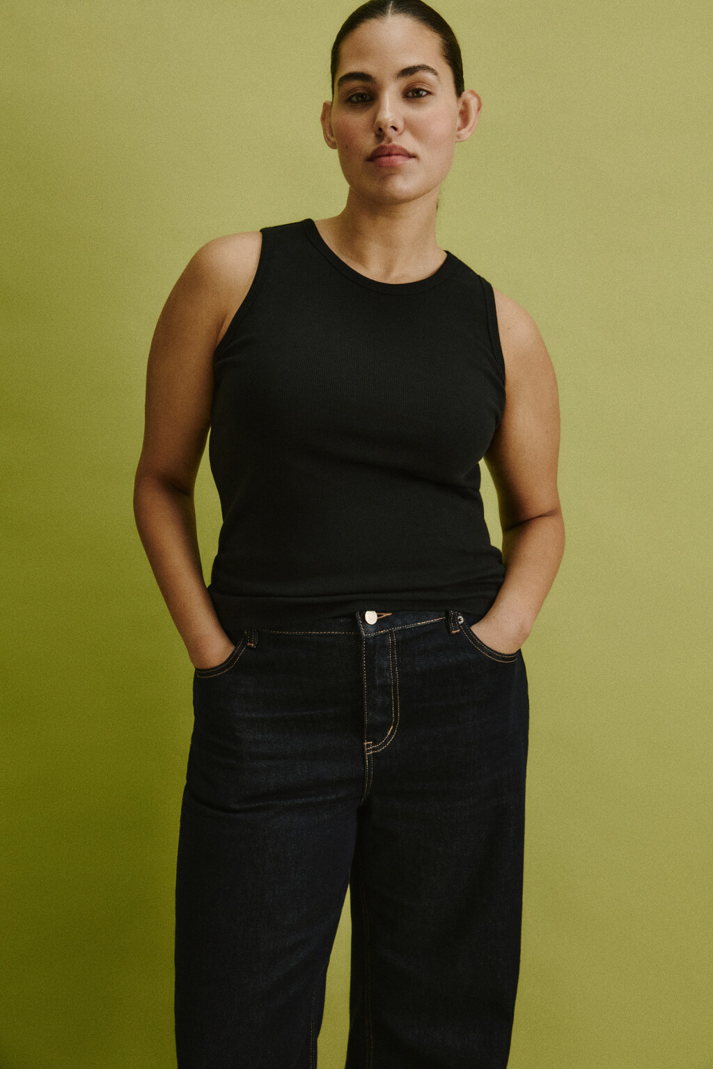 Майка базовая облегающая в рубчик - цвет черный - 1