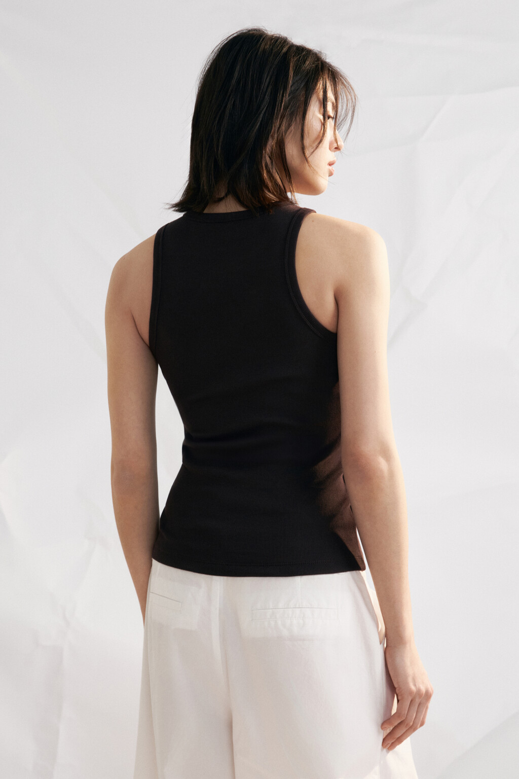 Майка базовая облегающая в рубчик - цвет коричневый - 3