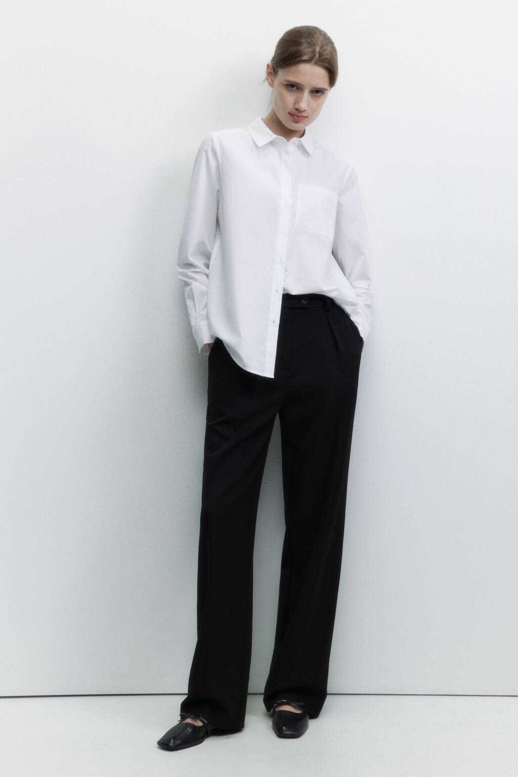 Блузка-рубашка классическая прямая с карманом - цвет белый - 1