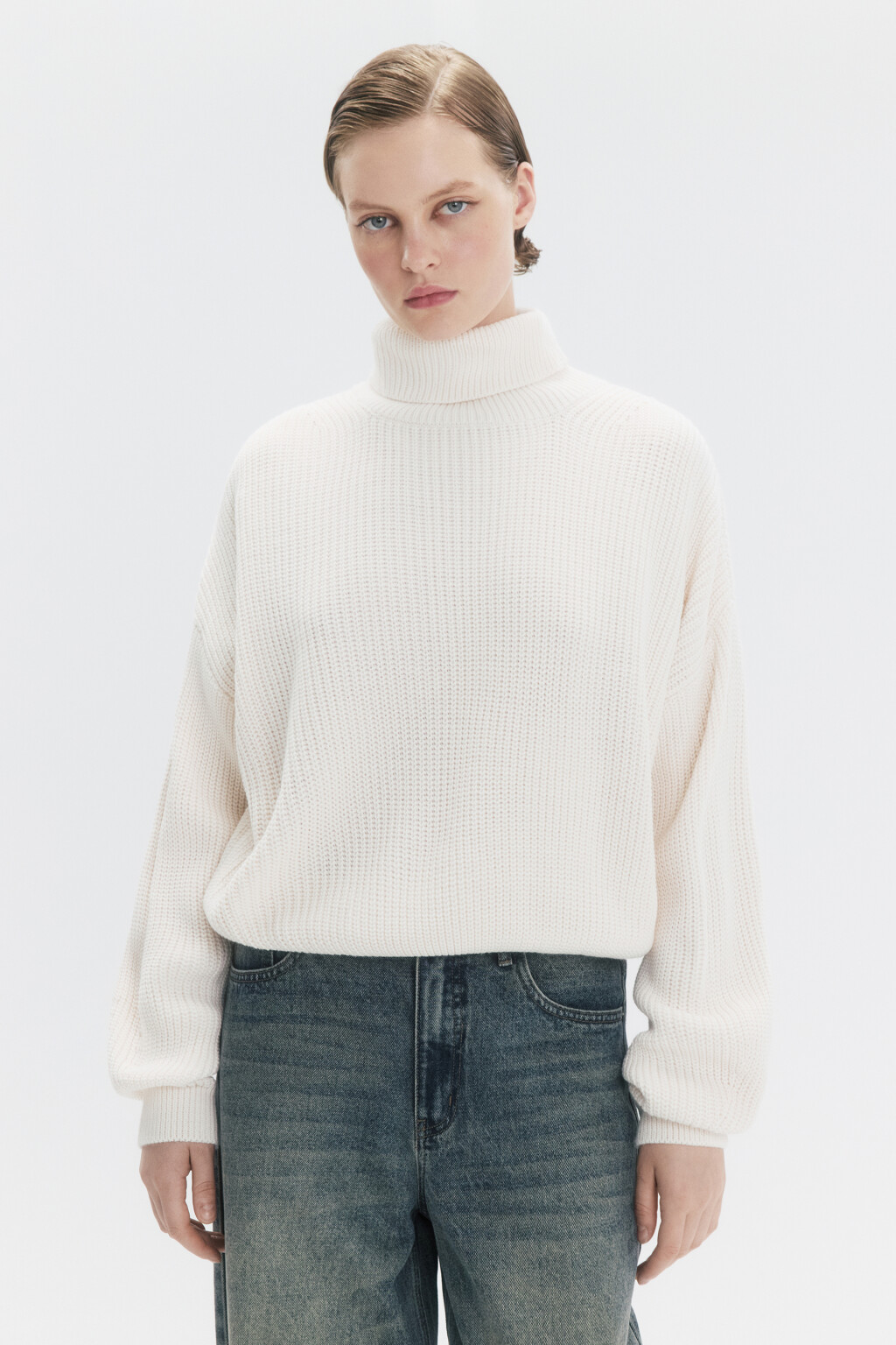 Свитер толстой вязки в рубчик с воротником - цвет молочный - 2