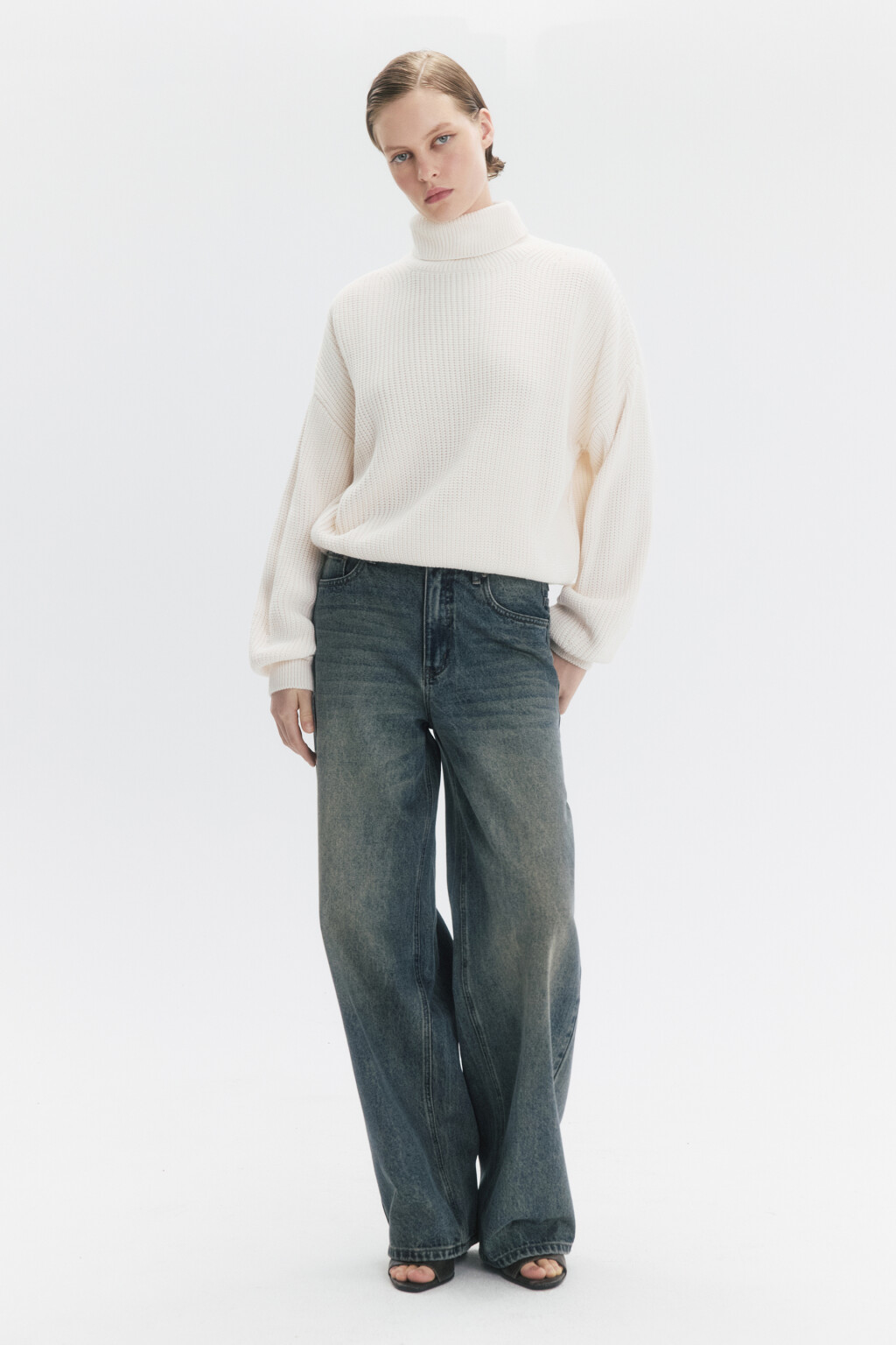 Свитер толстой вязки в рубчик с воротником - цвет молочный - 5