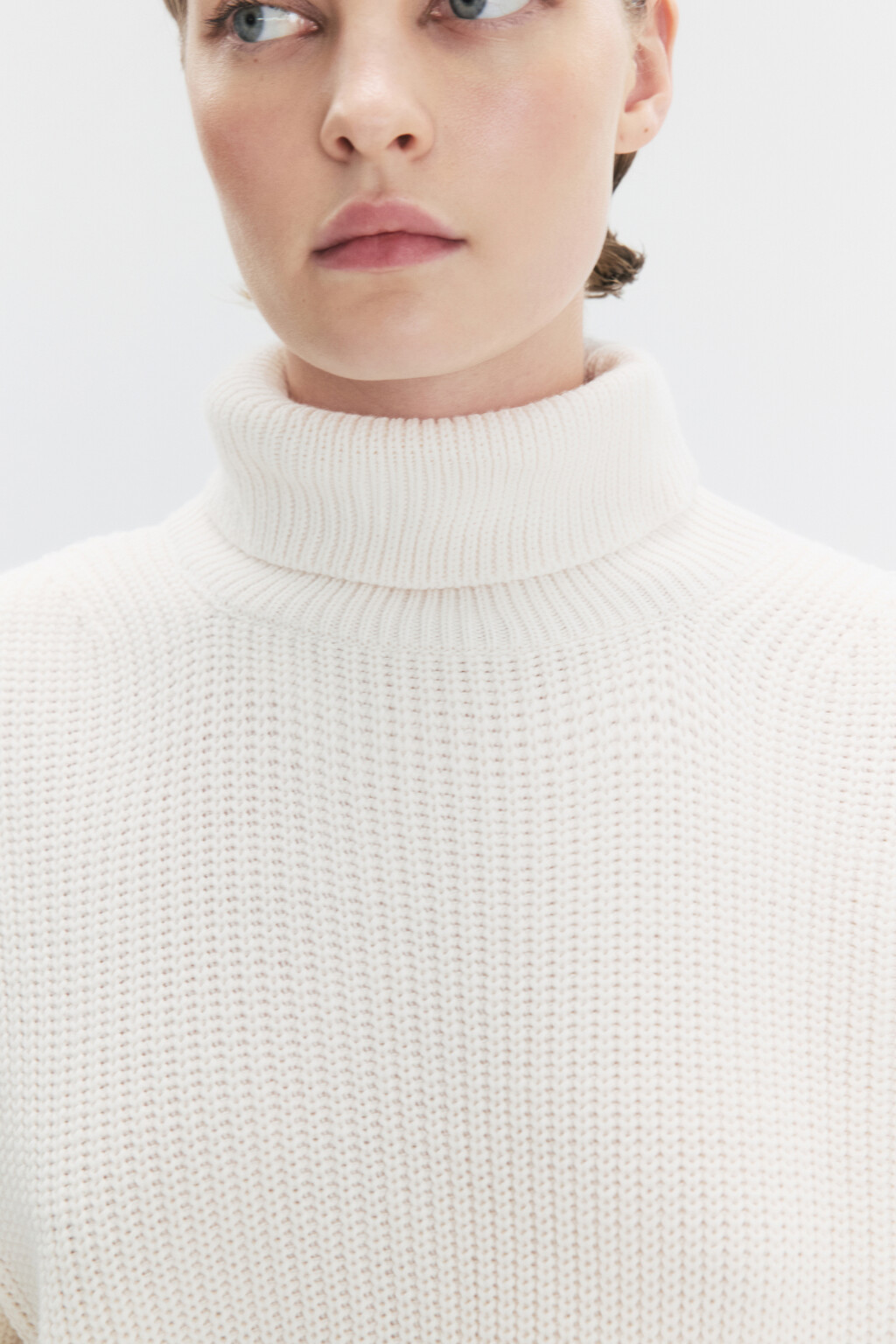 Свитер толстой вязки в рубчик с воротником - цвет молочный - 6