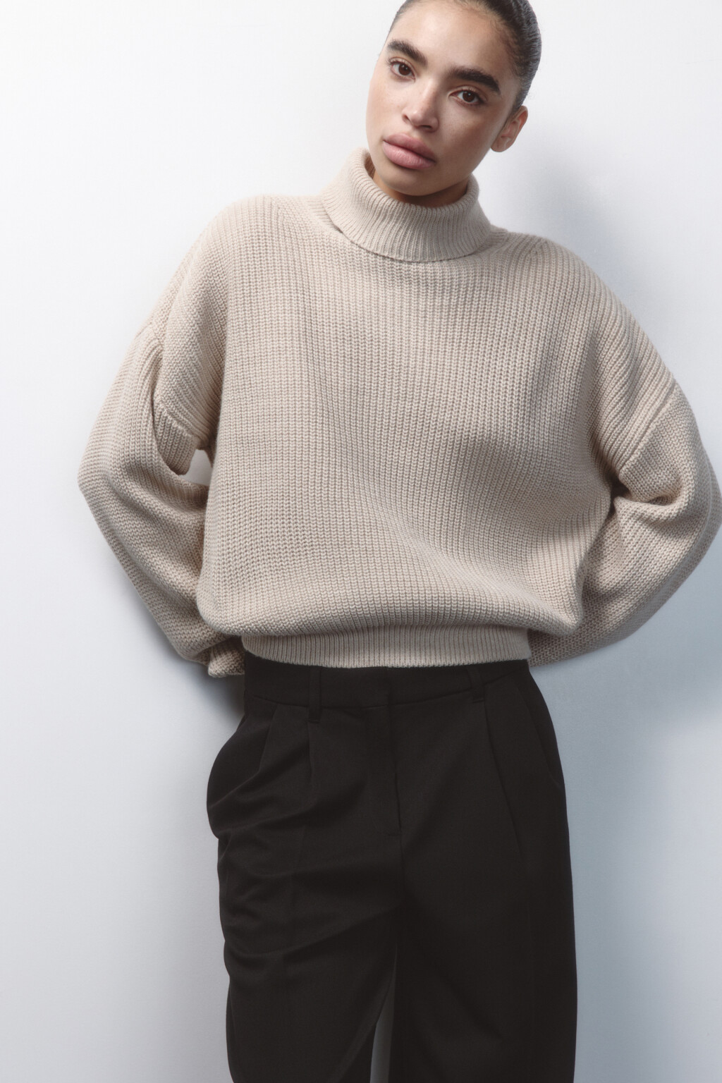 Свитер толстой вязки в рубчик с воротником - цвет бежевый - 1