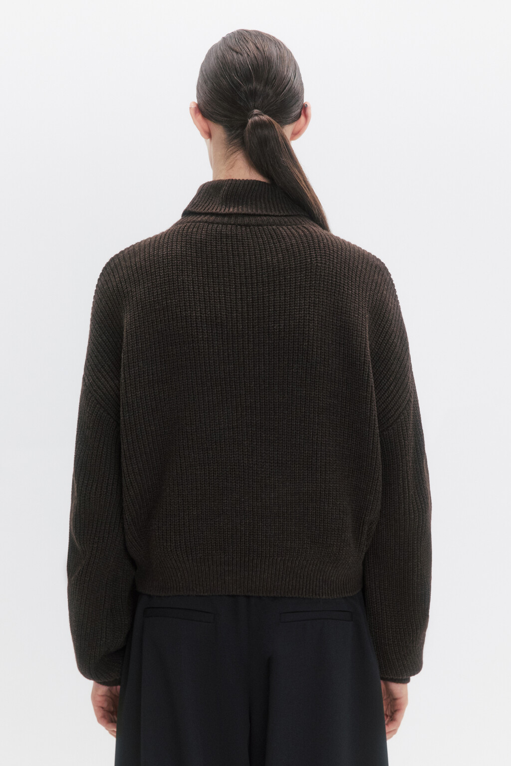 Свитер с воротником вязаный в рубчик - цвет коричневый - 5