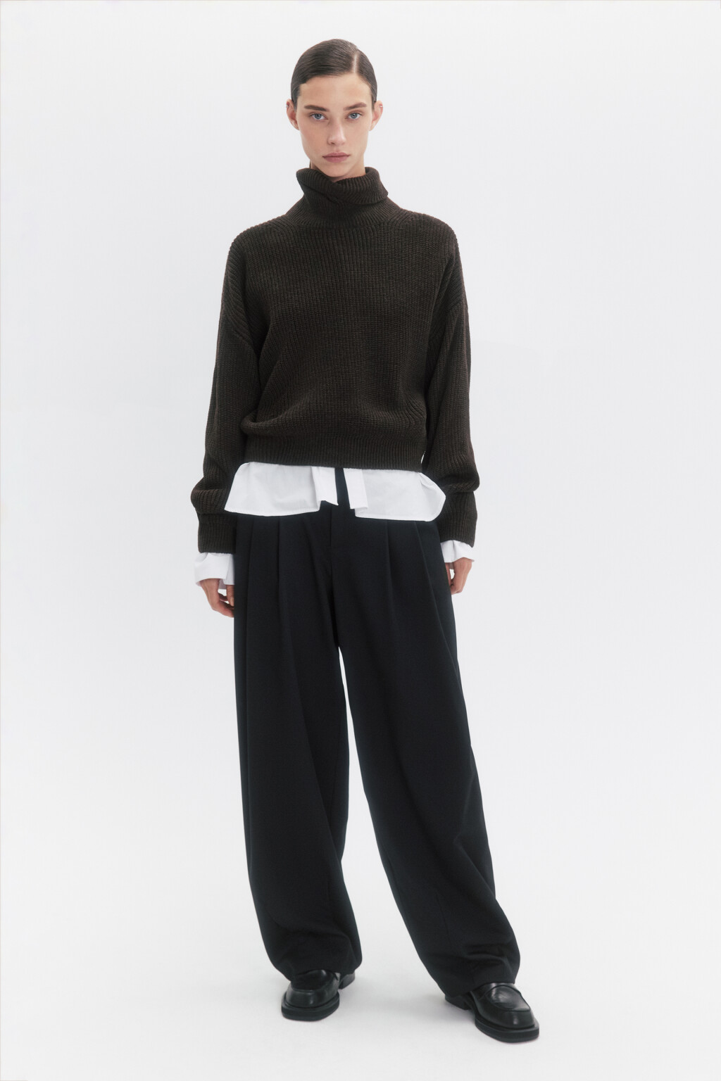 Свитер с воротником вязаный в рубчик - цвет коричневый - 6