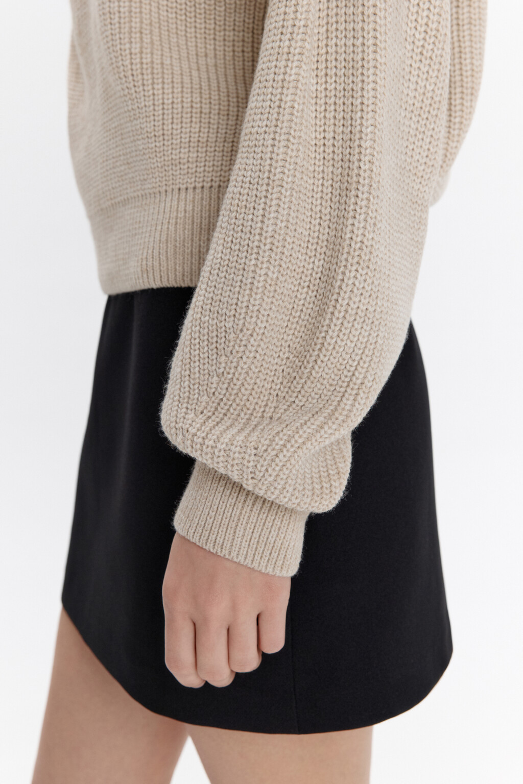 Свитер вязаный в рубчик с воротником - цвет бежевый - 6