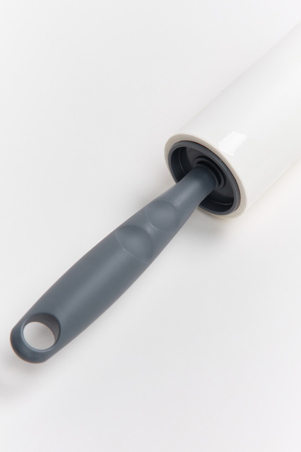 Ролик для одежды липкий - цвет серый - 2