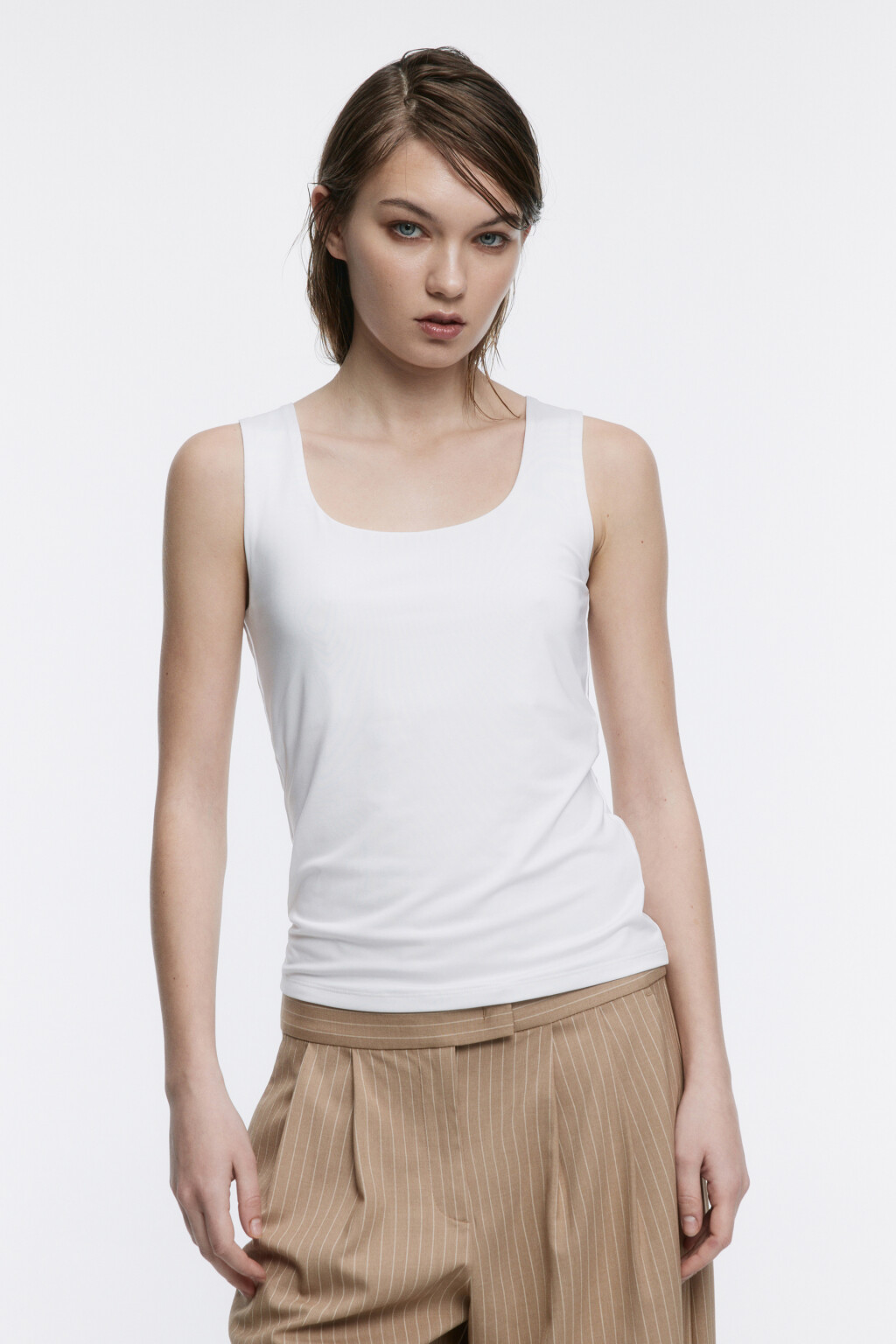 Майка SAMANTA базовая с подкладкой на груди - цвет белый - 2