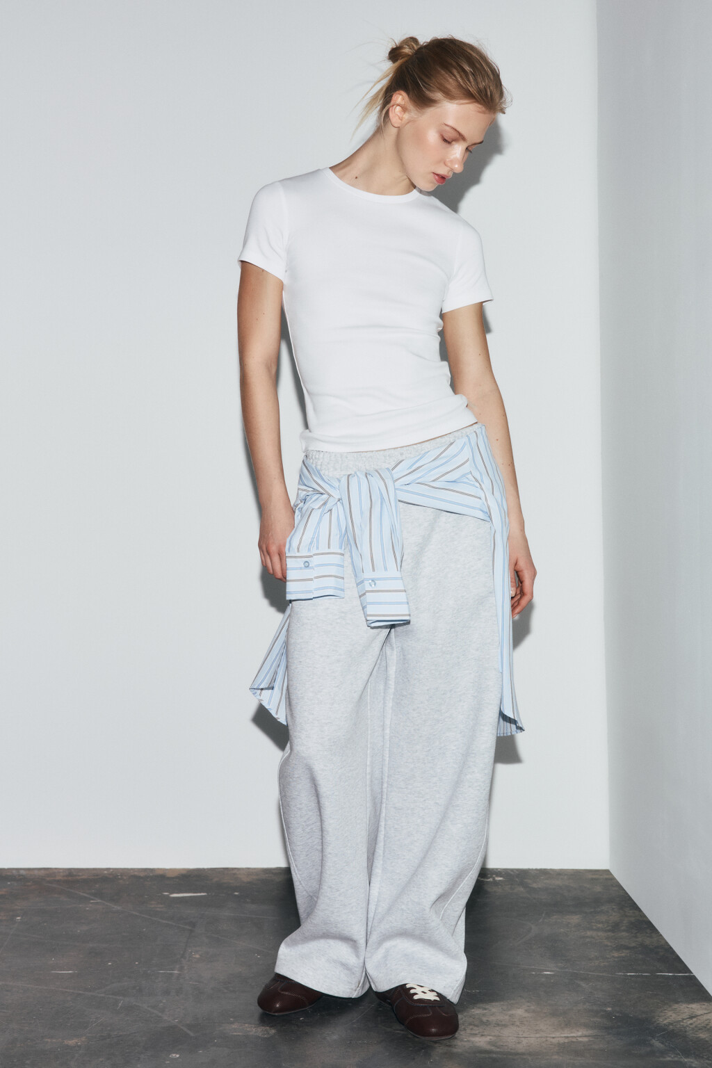 Футболка базовая облегающая в рубчик - цвет белый - 4