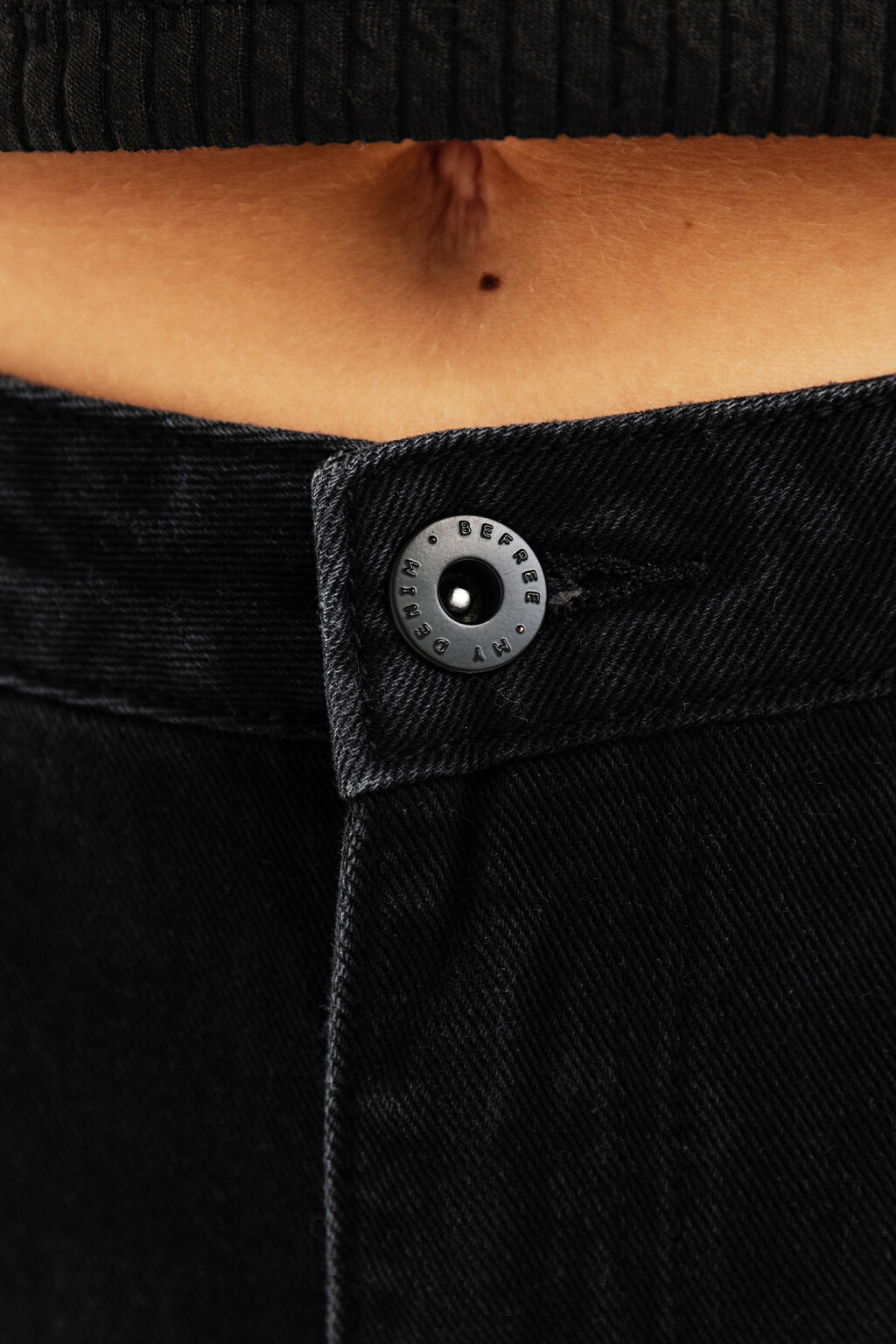 Джинсы прямые со средней посадкой - цвет черный - 5