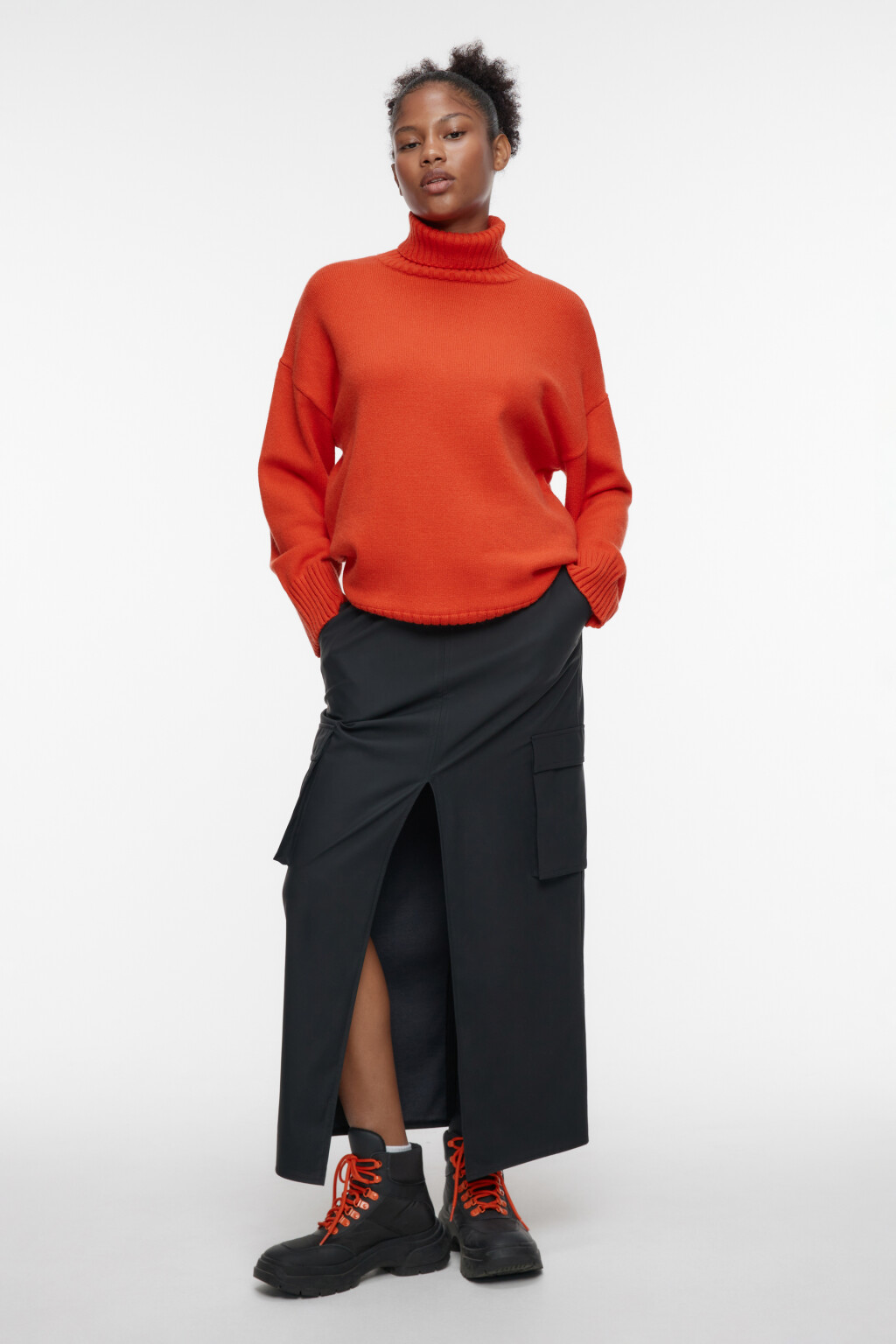 Свитер SWEATER свободный с боковыми разрезами - цвет оранжевый - 1