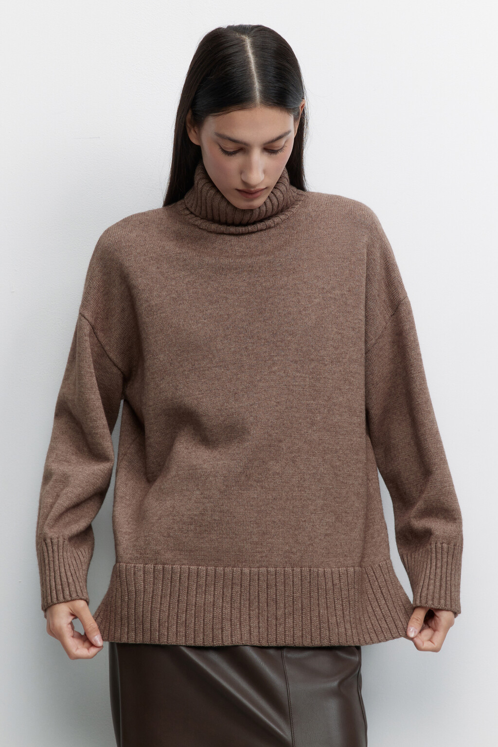 Свитер SWEATER свободный с боковыми разрезами - цвет бежевый - 2