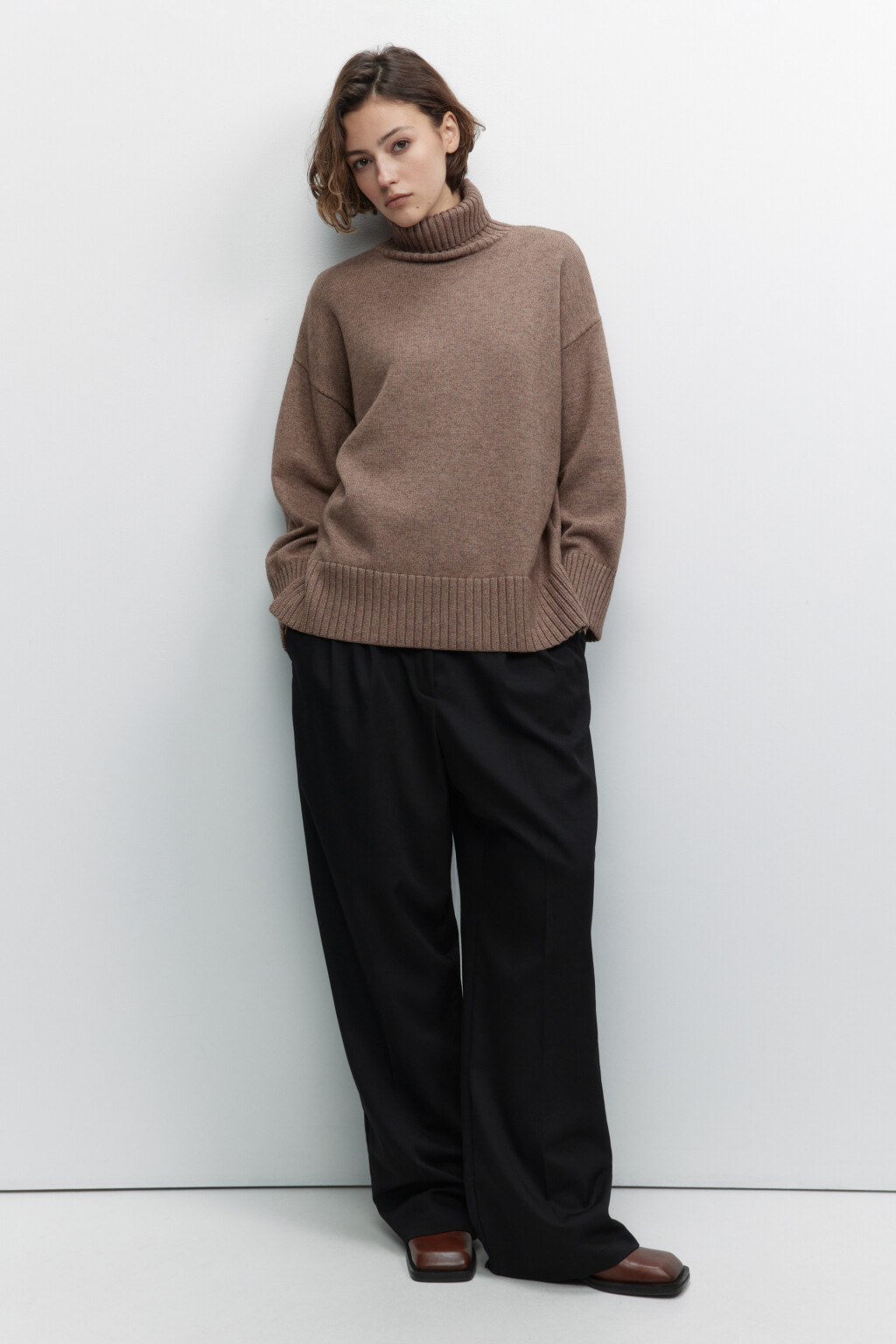 Свитер SWEATER свободный с боковыми разрезами - цвет бежевый - 1