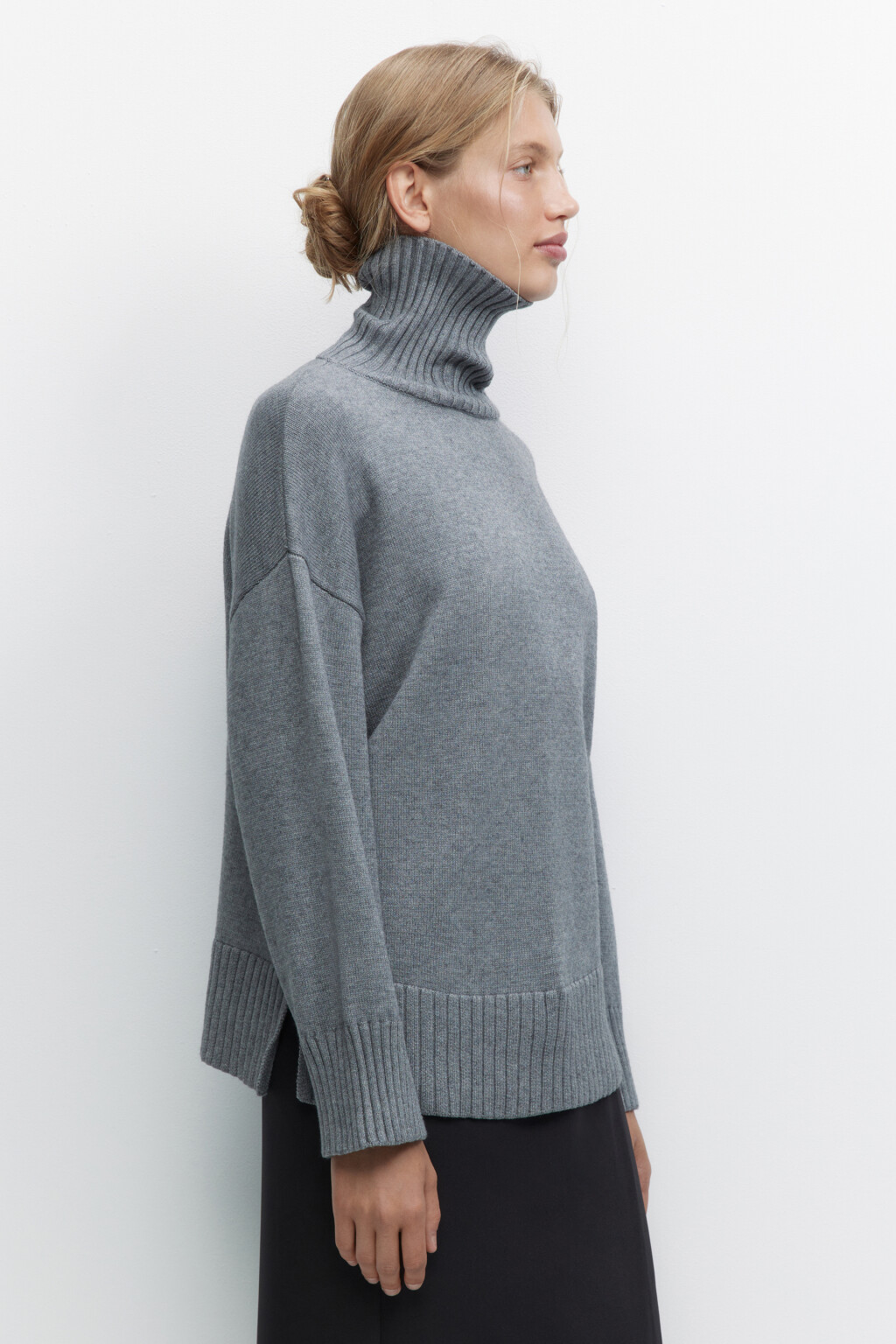 Свитер SWEATER свободный с боковыми разрезами - цвет серый - 4