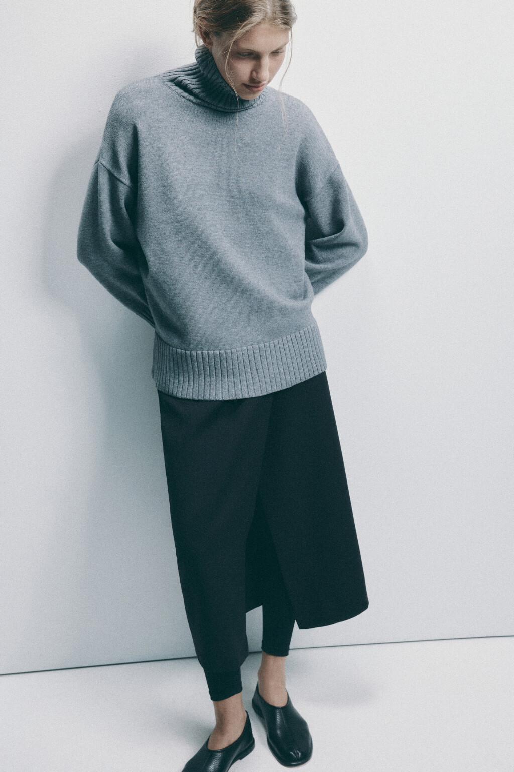 Свитер SWEATER свободный с боковыми разрезами - цвет серый - 2