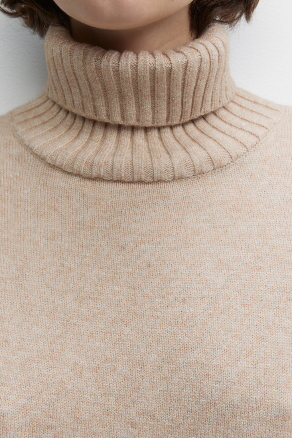 Свитер SWEATER свободный с боковыми разрезами - цвет бежевый - 5