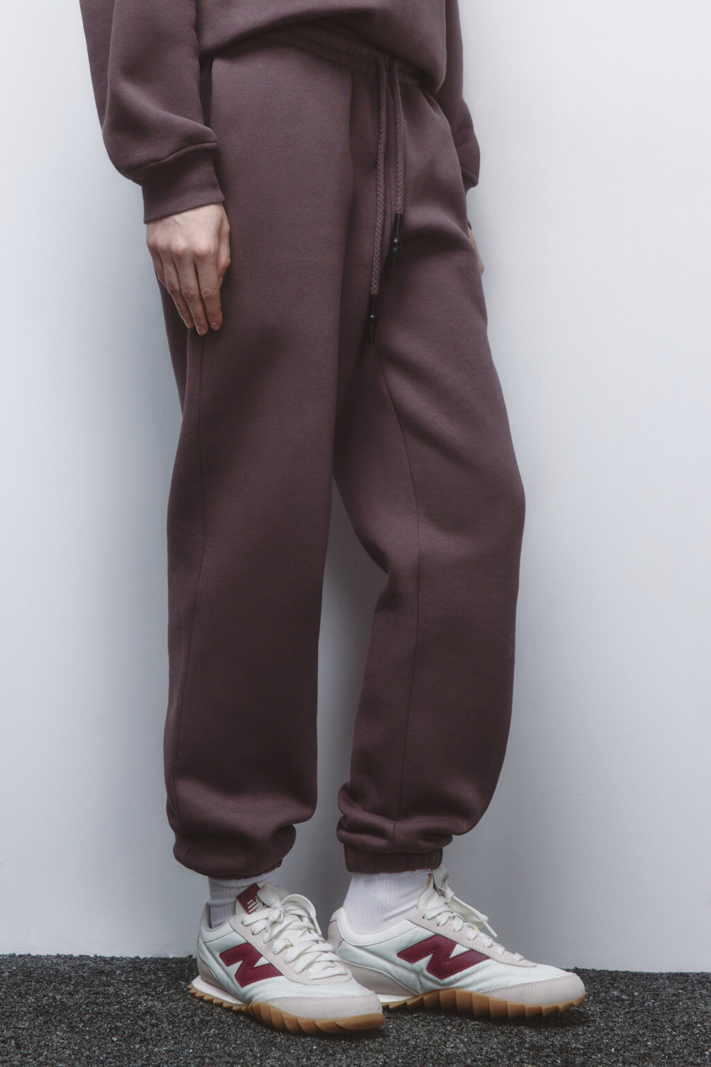 Брюки-джоггеры утепленные с начесом - цвет бежевый - 4