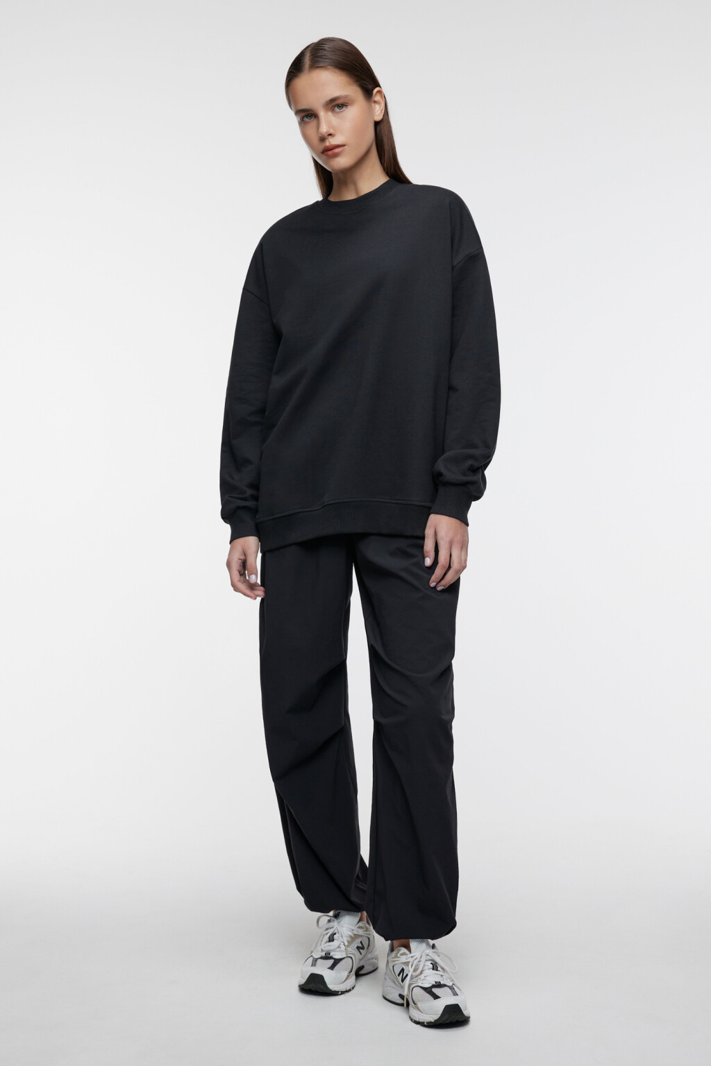 Свитшот SWEATSHIRT оверсайз базовый - цвет черный - 1