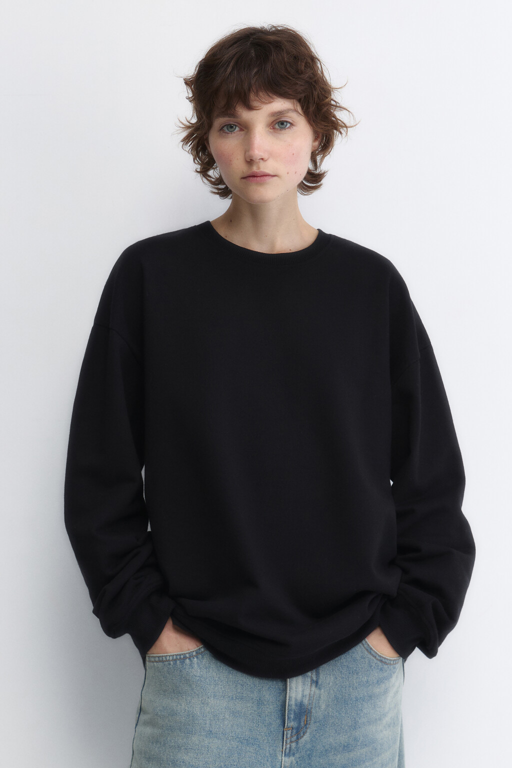 Свитшот oversize базовый утепленный из футера - цвет черный - 2