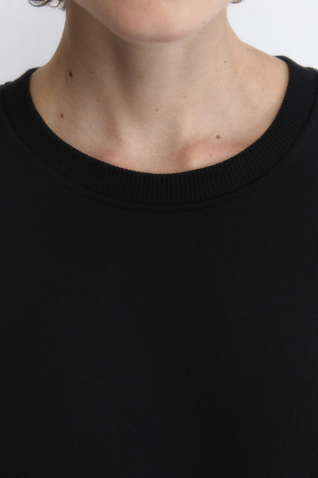 Свитшот oversize базовый утепленный из футера - цвет черный - 6