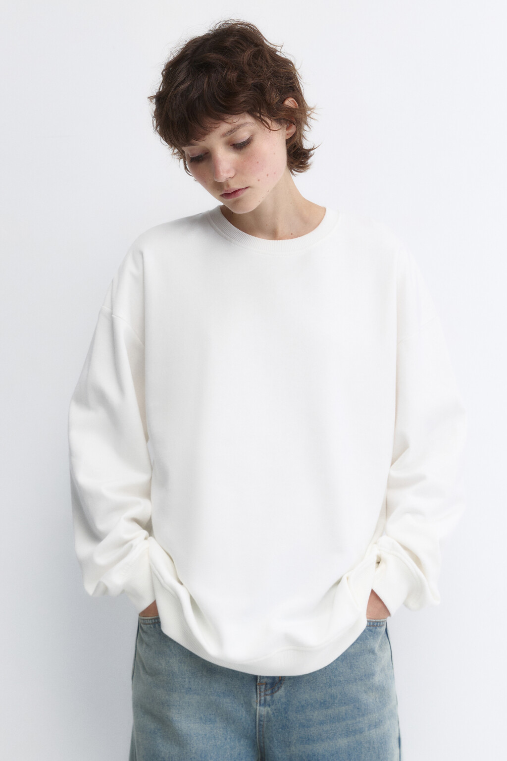 Свитшот oversize базовый утепленный из футера - цвет молочный - 2