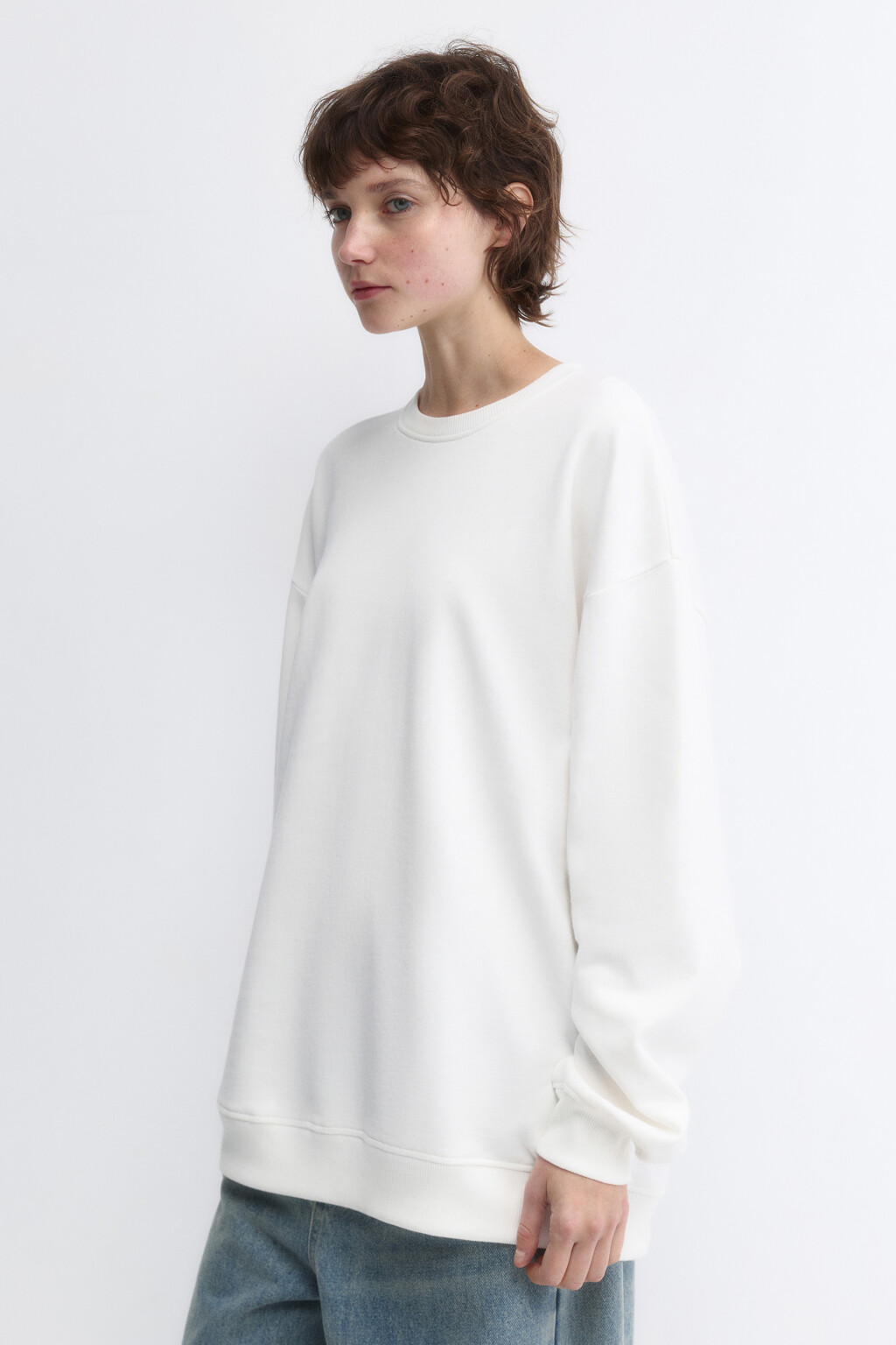 Свитшот oversize базовый утепленный из футера - цвет молочный - 3