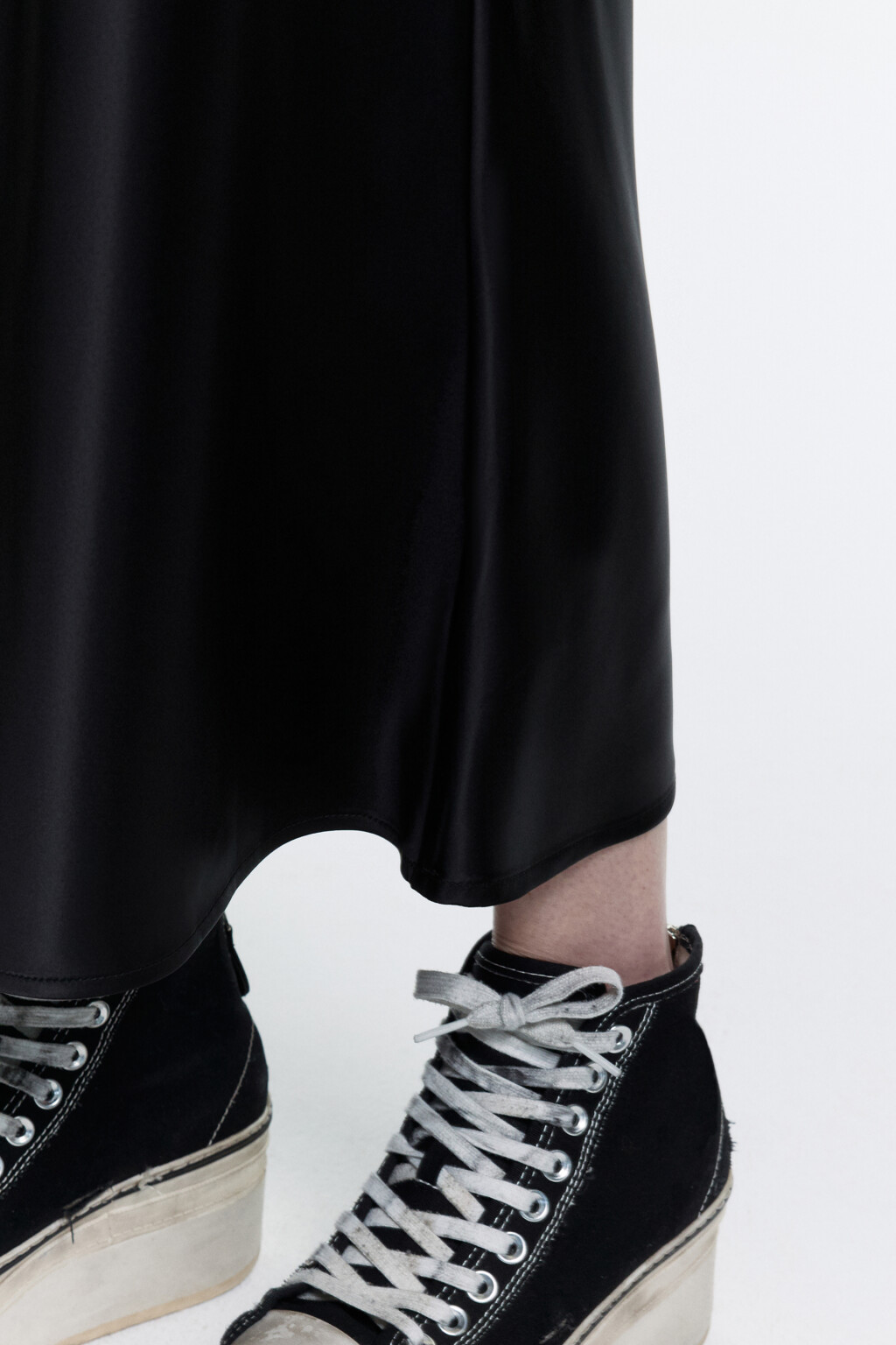 Юбка-годе макси атласная - цвет черный - 7