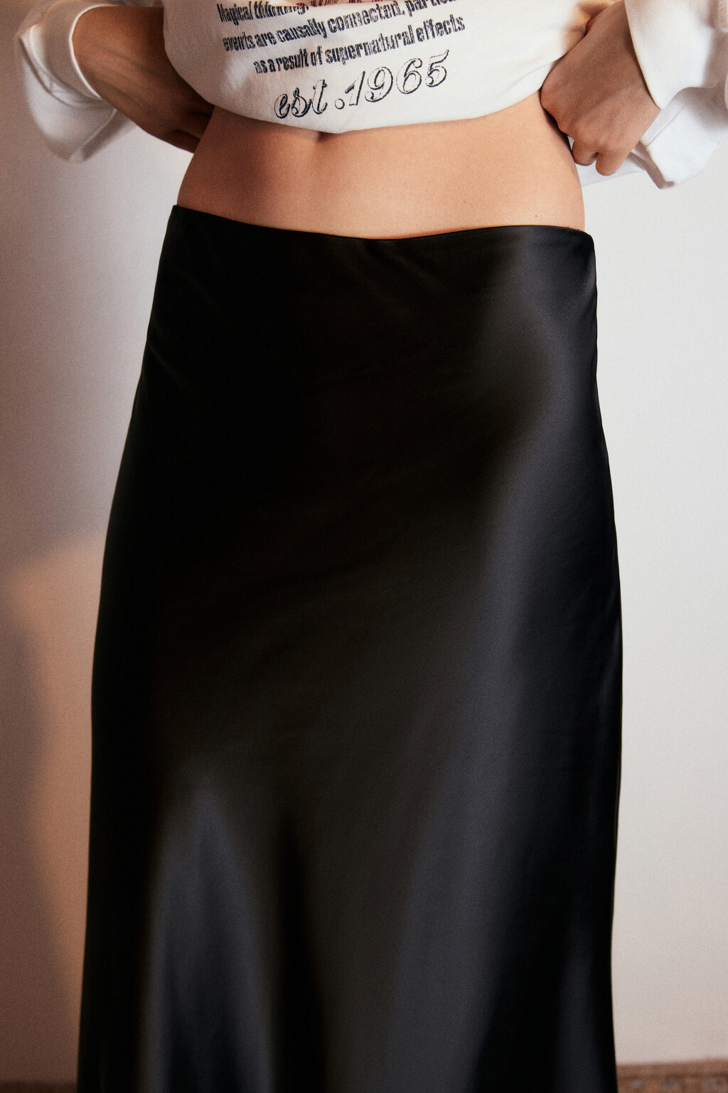 Юбка-годе макси атласная - цвет черный - 5