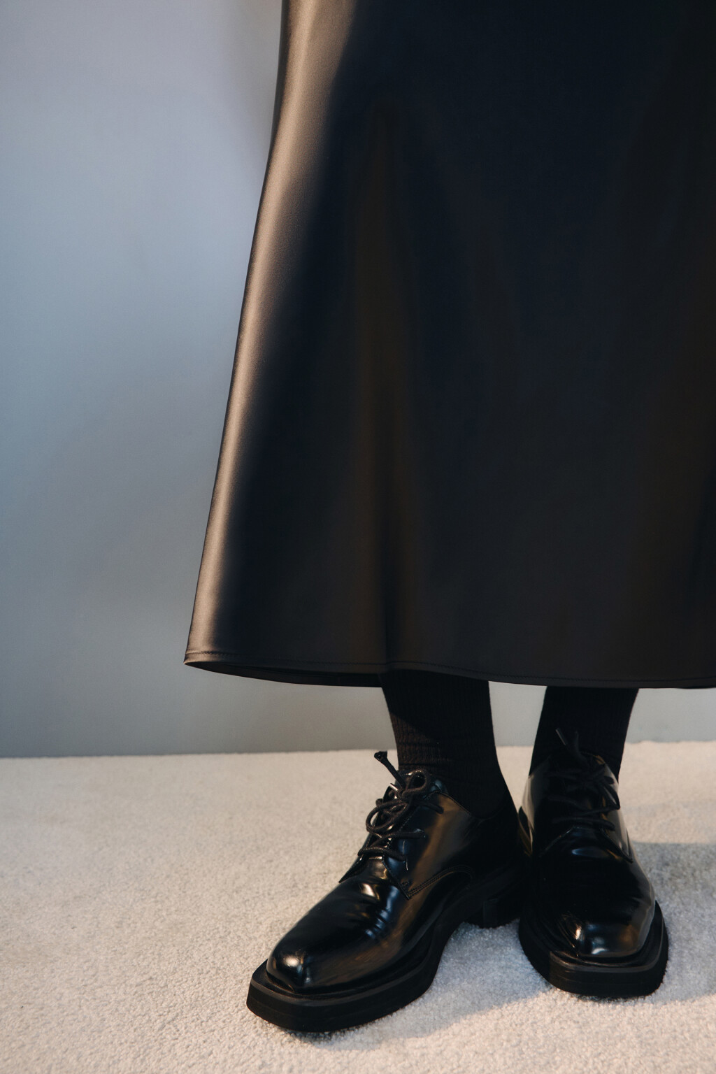 Юбка-годе макси атласная - цвет черный - 6