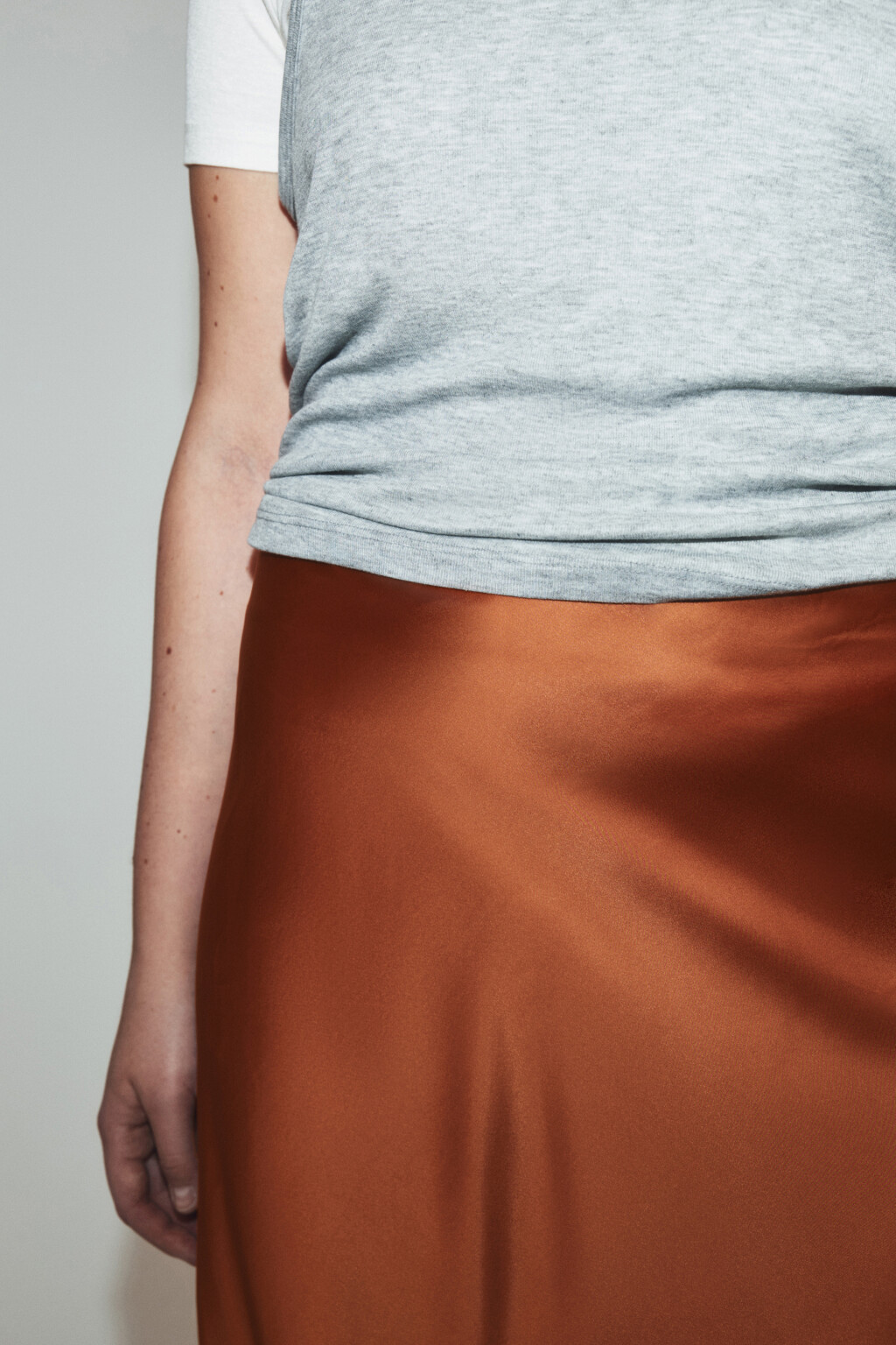 Юбка-годе макси атласная - цвет коричневый - 5