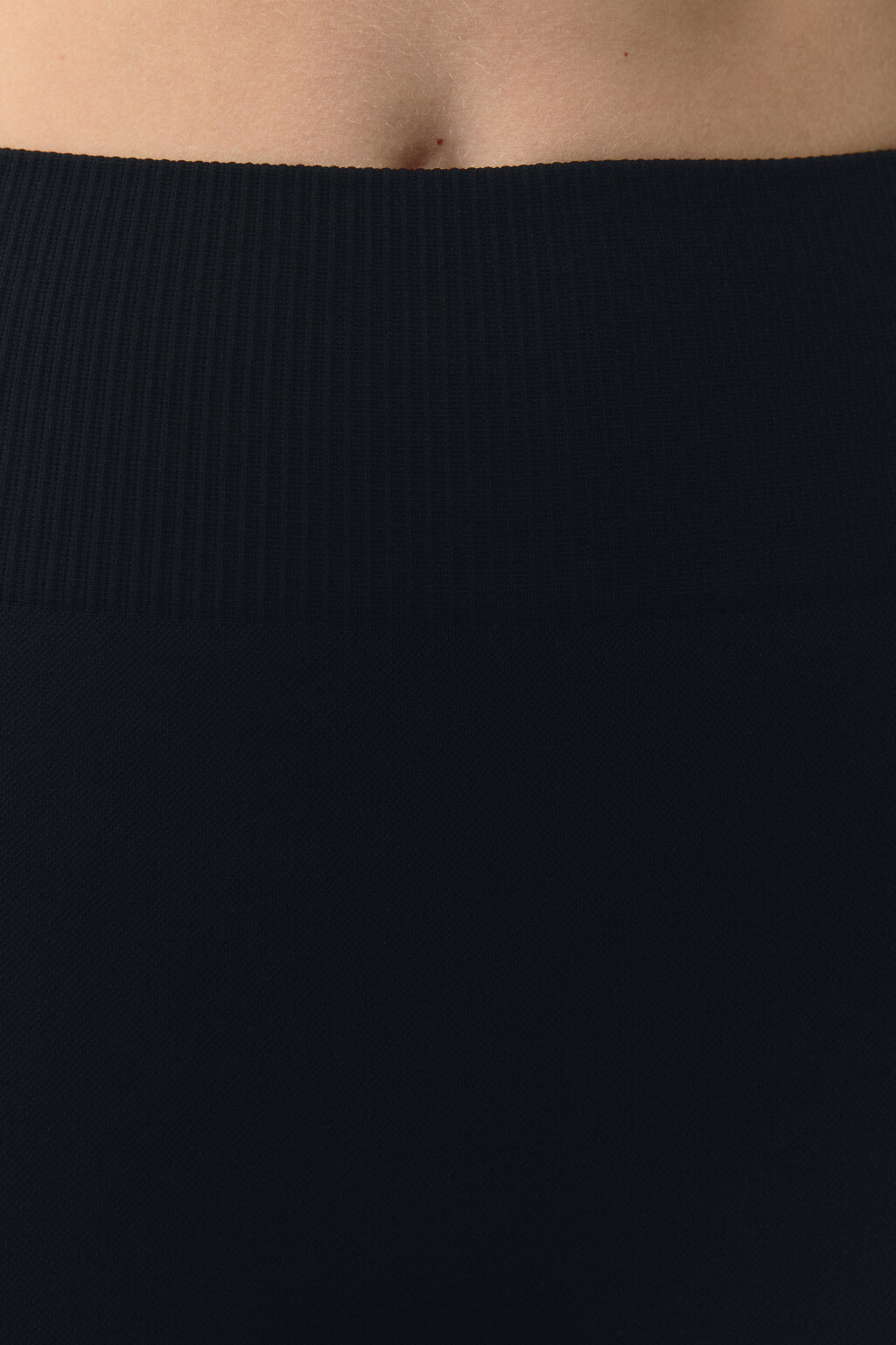 Шорты-велосипедки бесшовные с высокой посадкой - цвет черный - 8