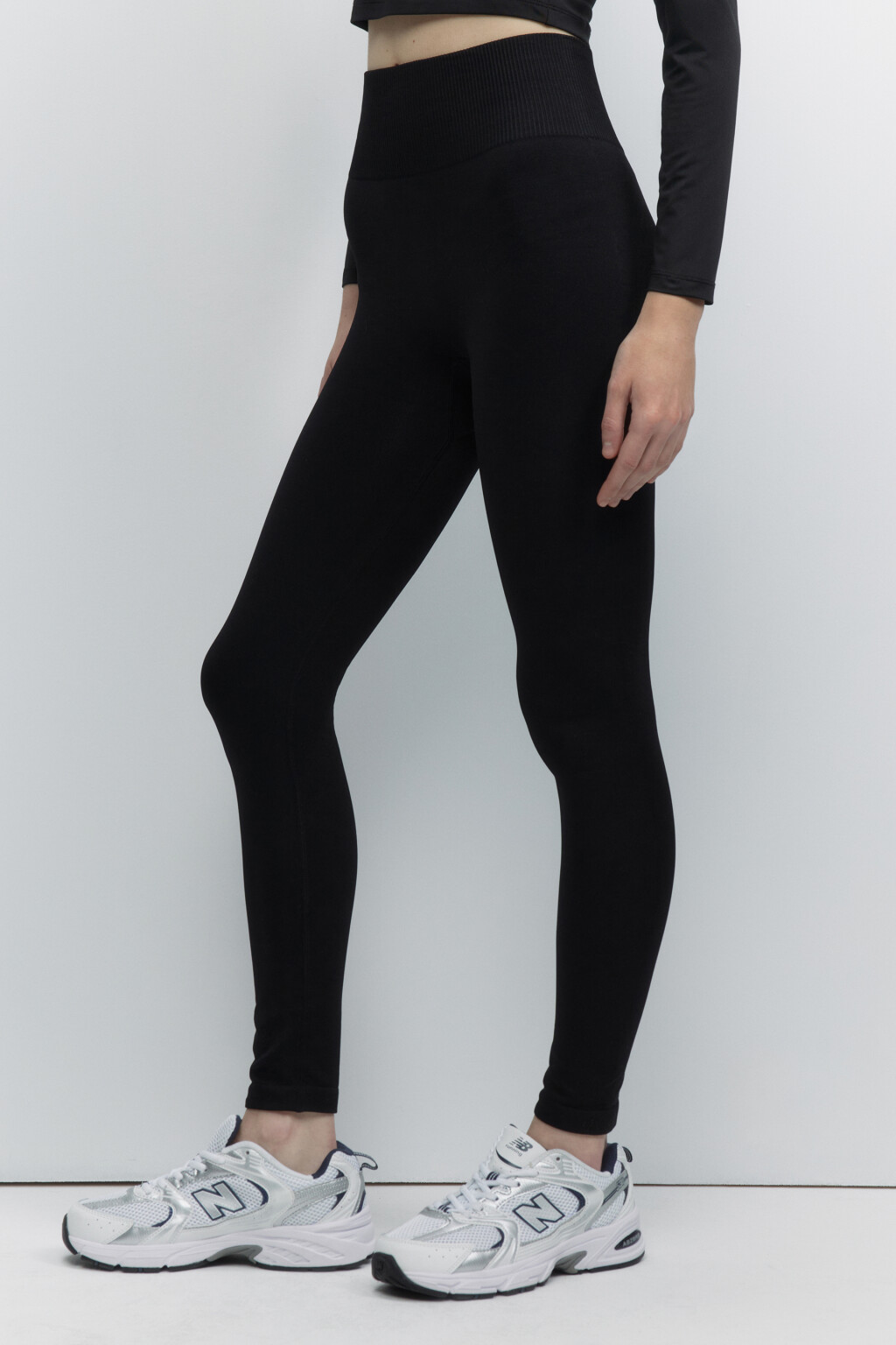 Леггинсы спортивные облегающие с высокой посадкой - цвет черный - 3