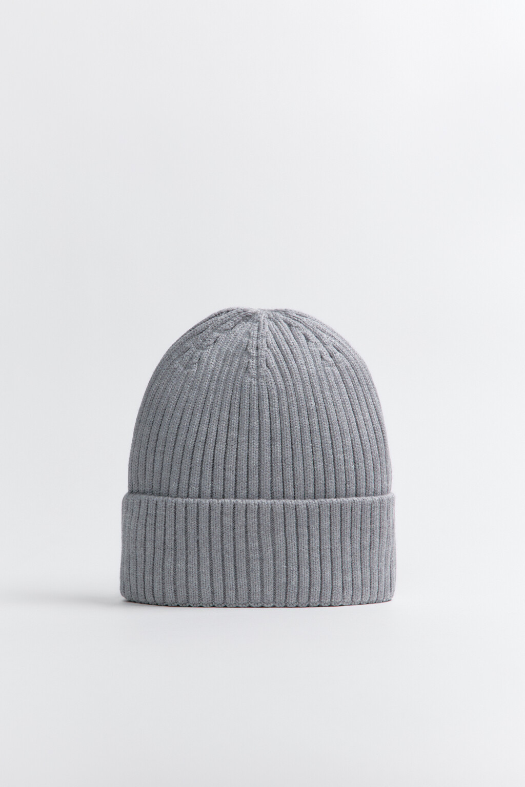 Шапка-бини вязаная вискозная в рубчик - цвет серый - 1