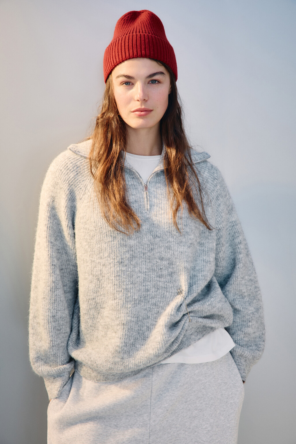 Шапка-бини вязаная в рубчик - цвет бордовый - 1