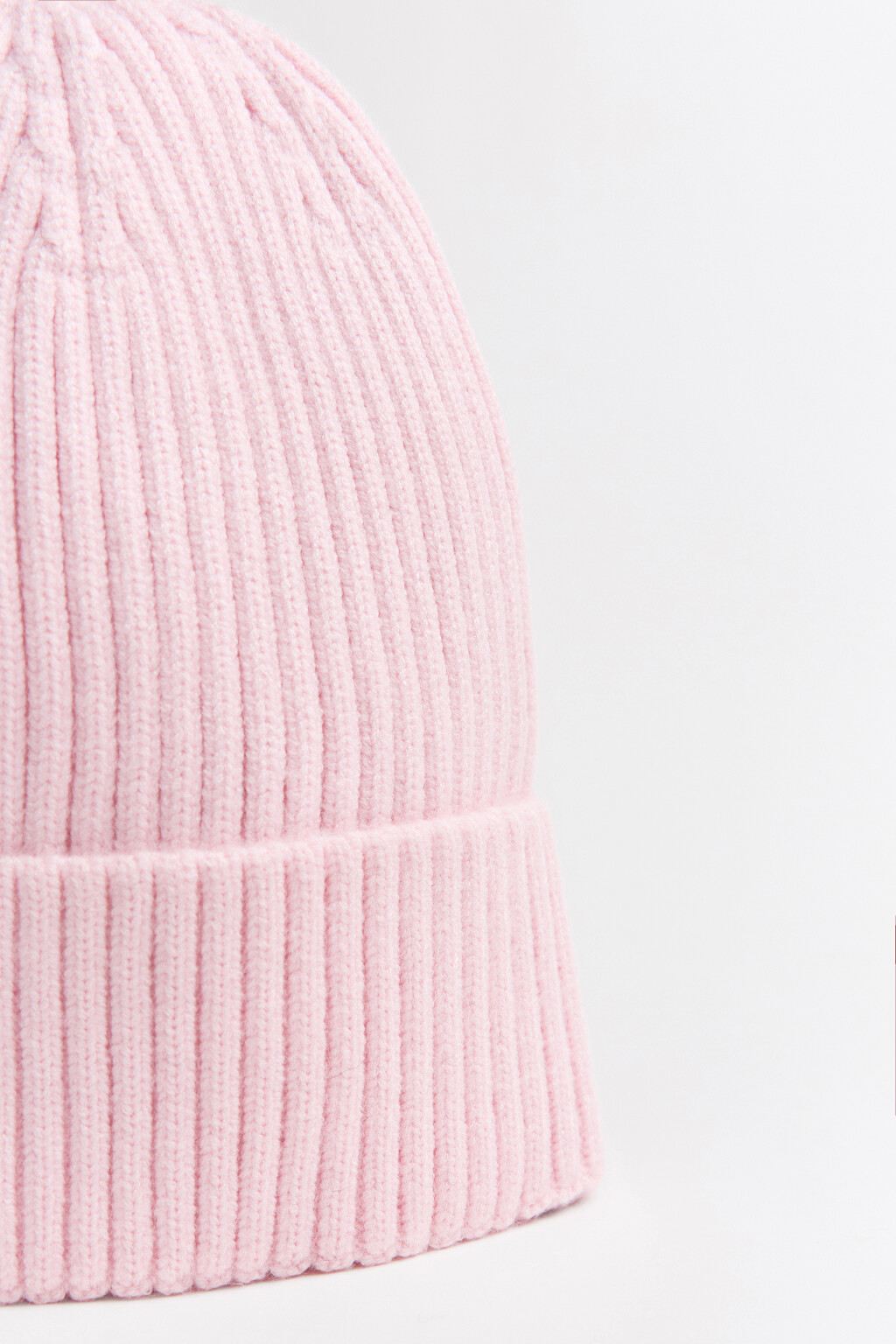 Шапка-бини вязаная в рубчик - цвет розовый - 2